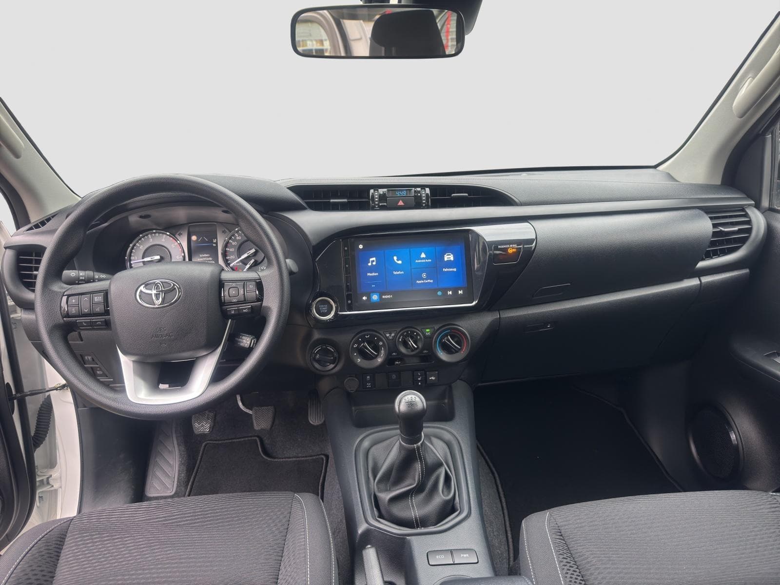 TOYOTA Hilux Extra Cab.-Pick-up 2.8 D-4D 204 Comfort - Bild 13