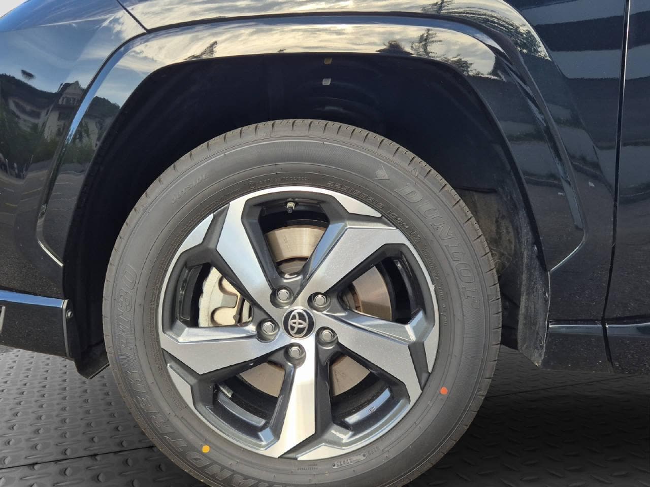 TOYOTA RAV4 2.5 Plug-In-Hybrid Premium - Bild 9