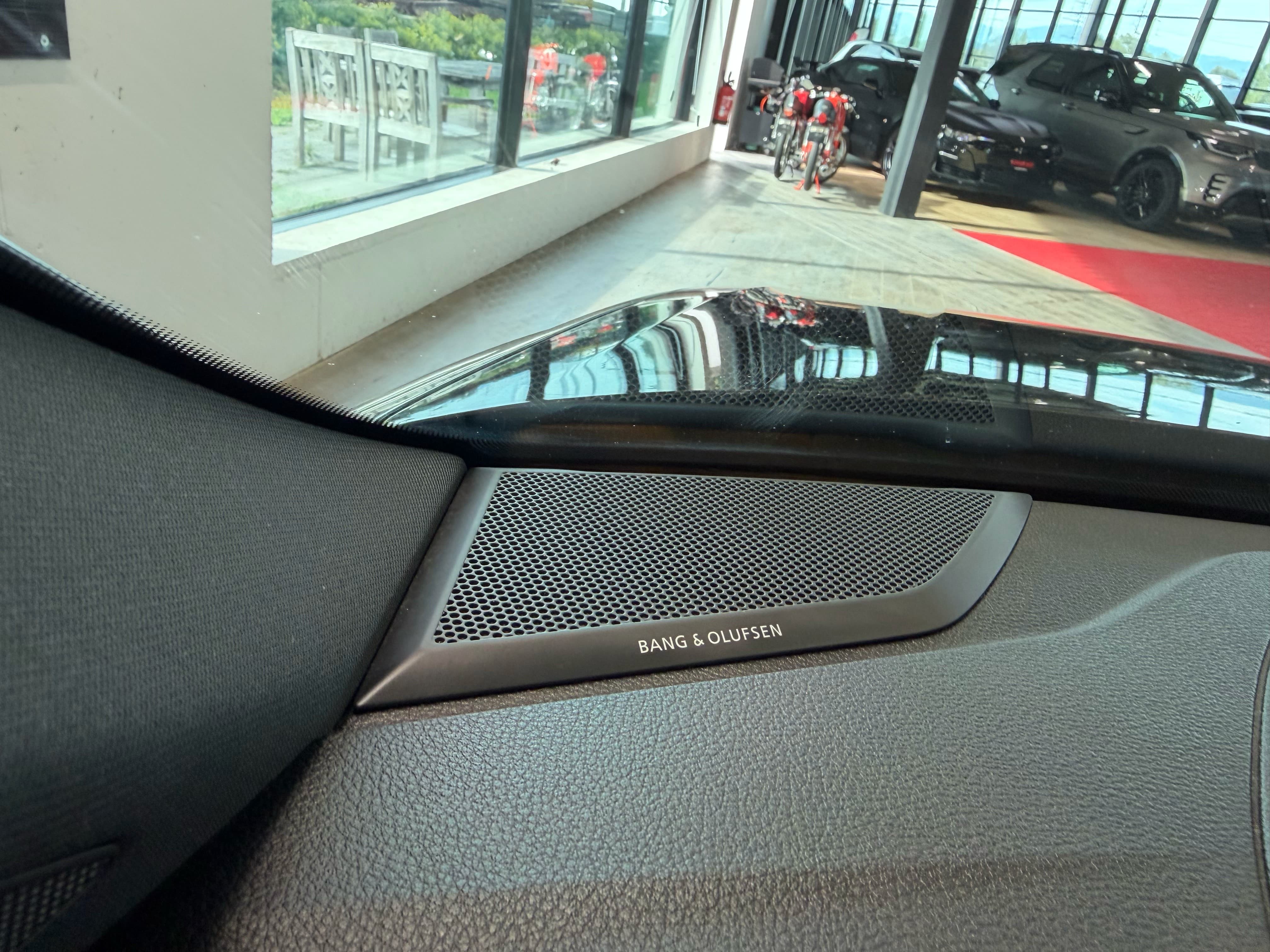 AUDI RS Q3 Sportback quattro S tronic - Bild 13