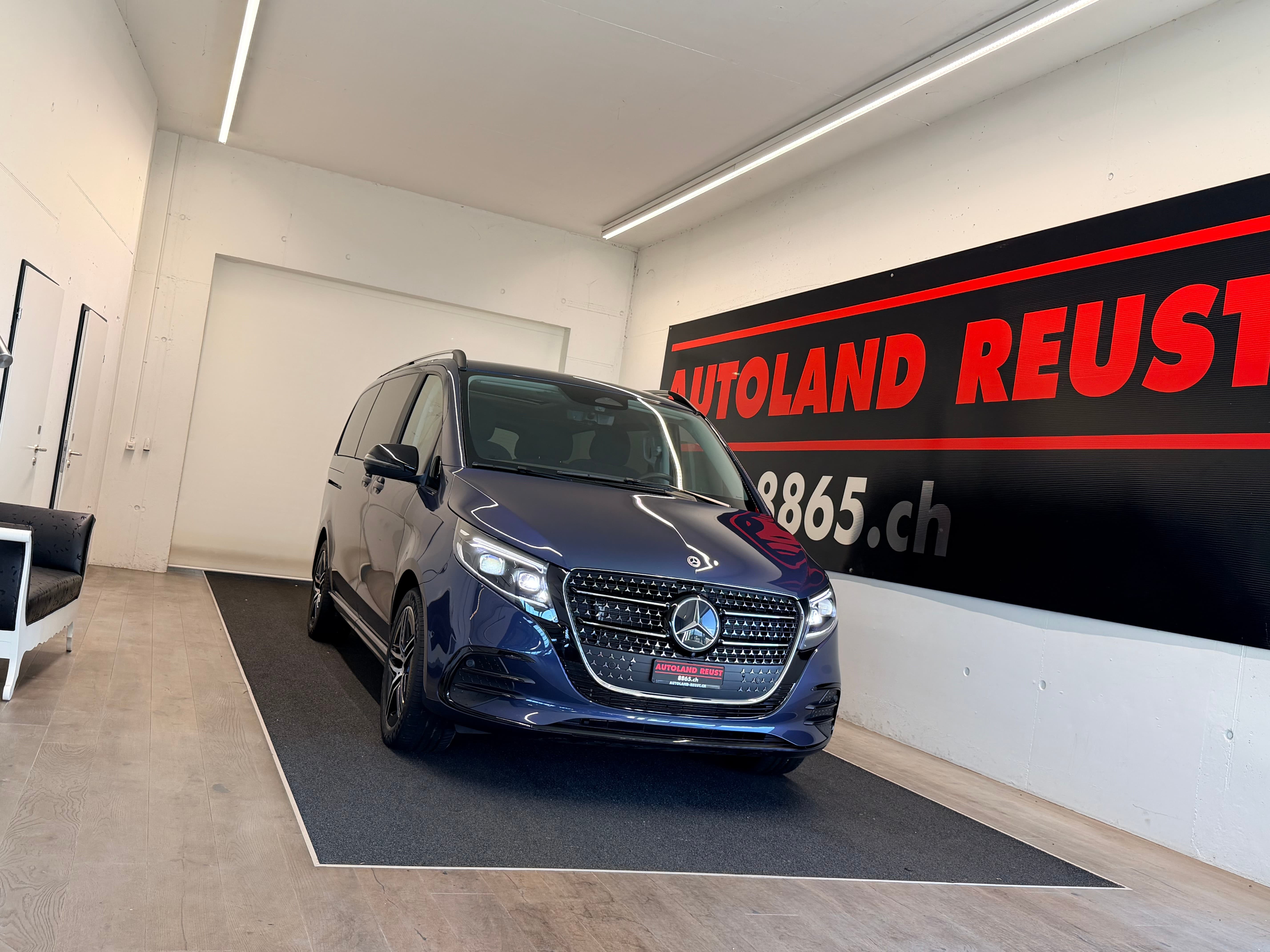 MERCEDES-BENZ V 300 d lang AMG Line 4Matic 9G-Tronic - Bild 1
