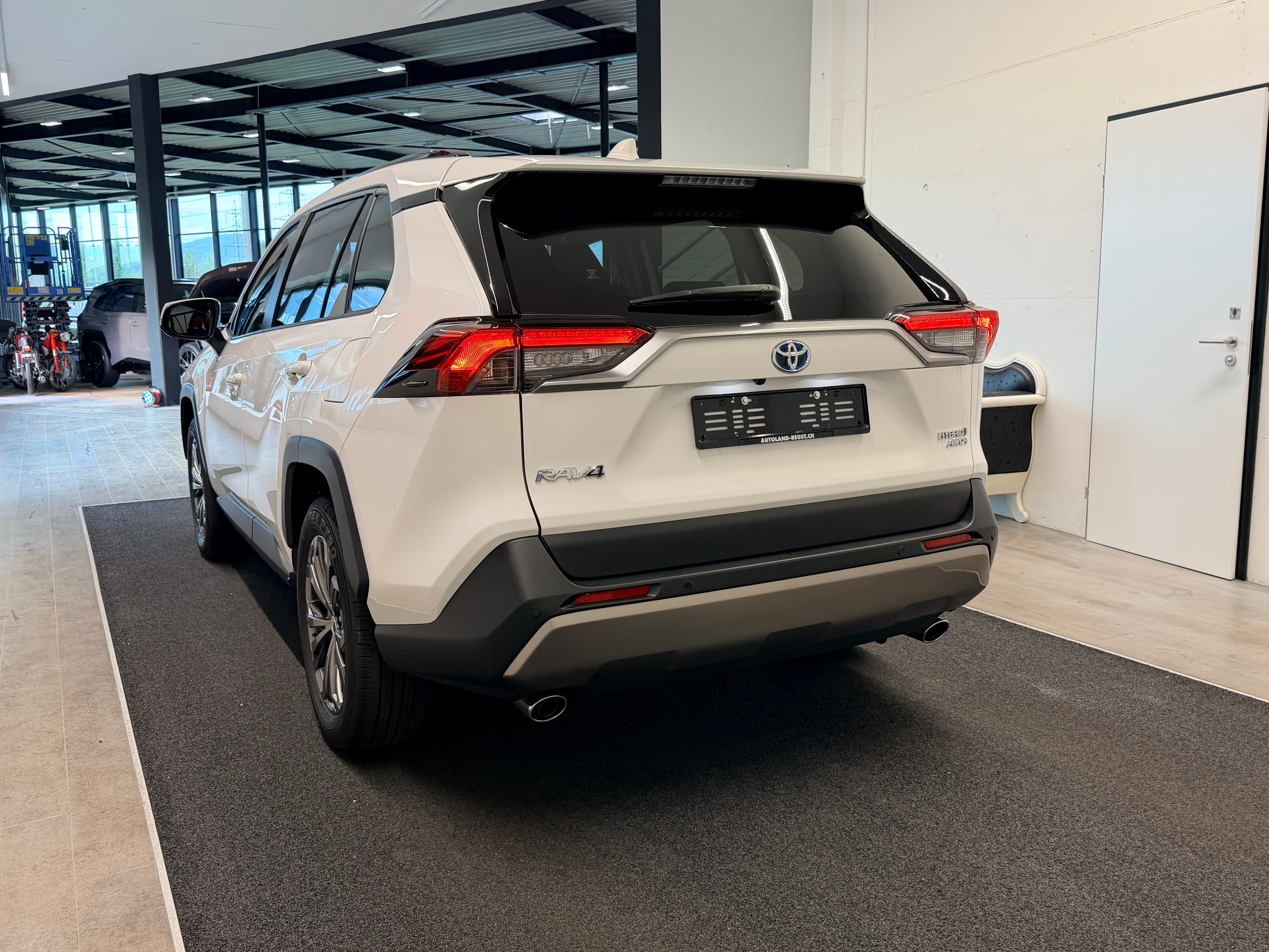 TOYOTA RAV-4 2.5 HSD Trend e-CVT 4WD - Bild 8