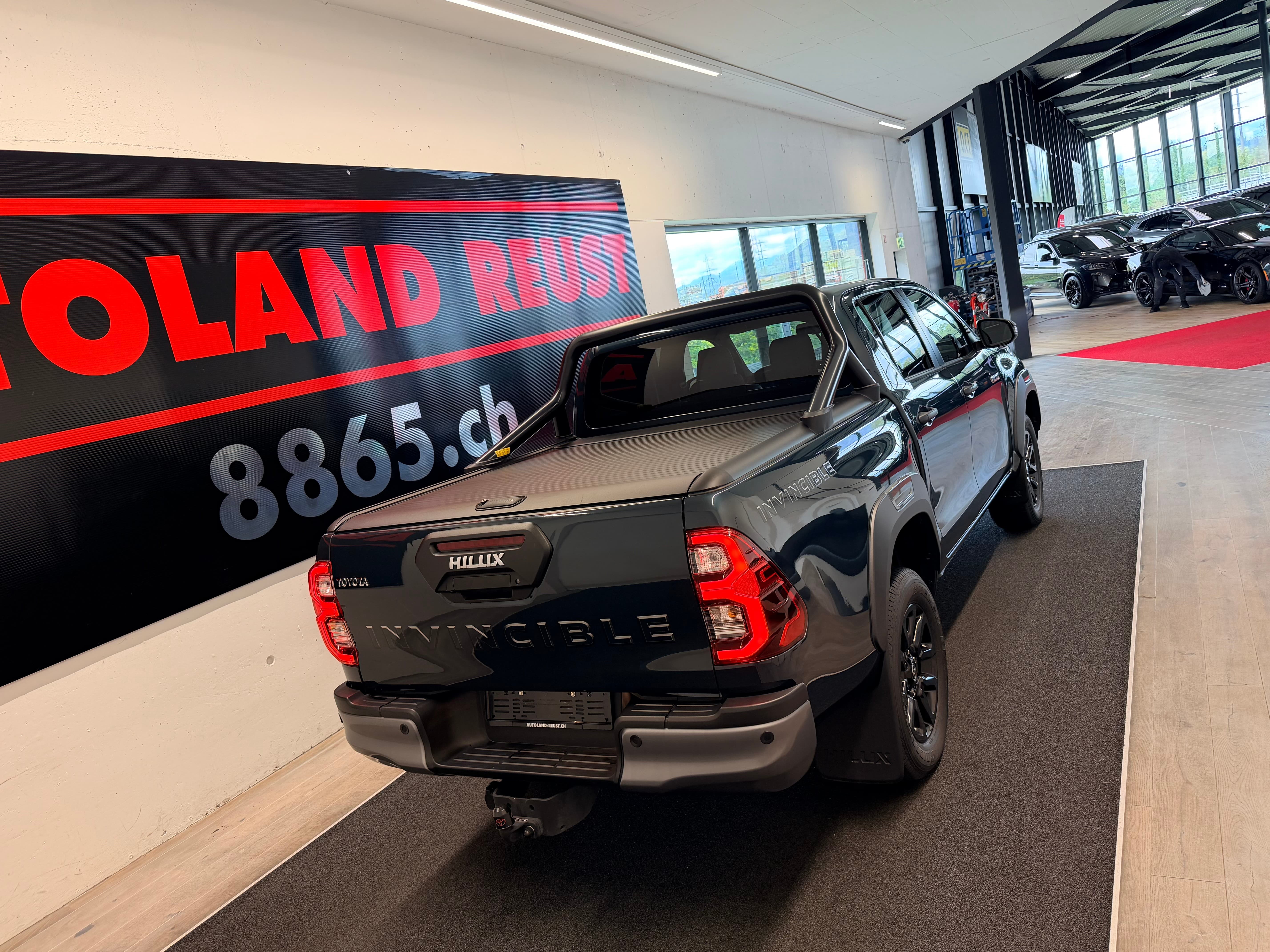 TOYOTA Hilux 2.8d MHEV Invincible Double Cab 4x4 - Bild 8