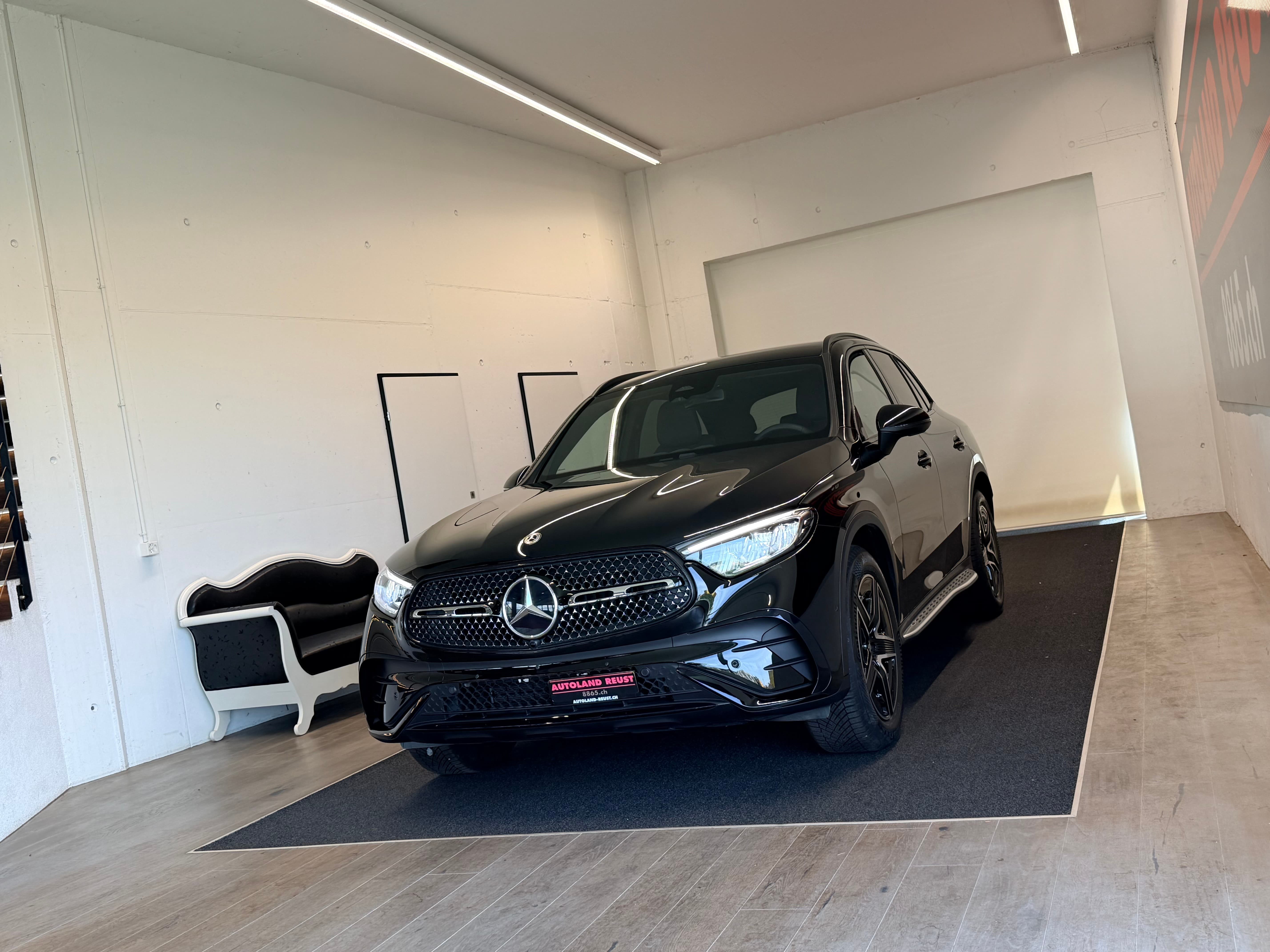 MERCEDES-BENZ GLC 300 d AMG 4Matic 9G-Tronic - Bild 3