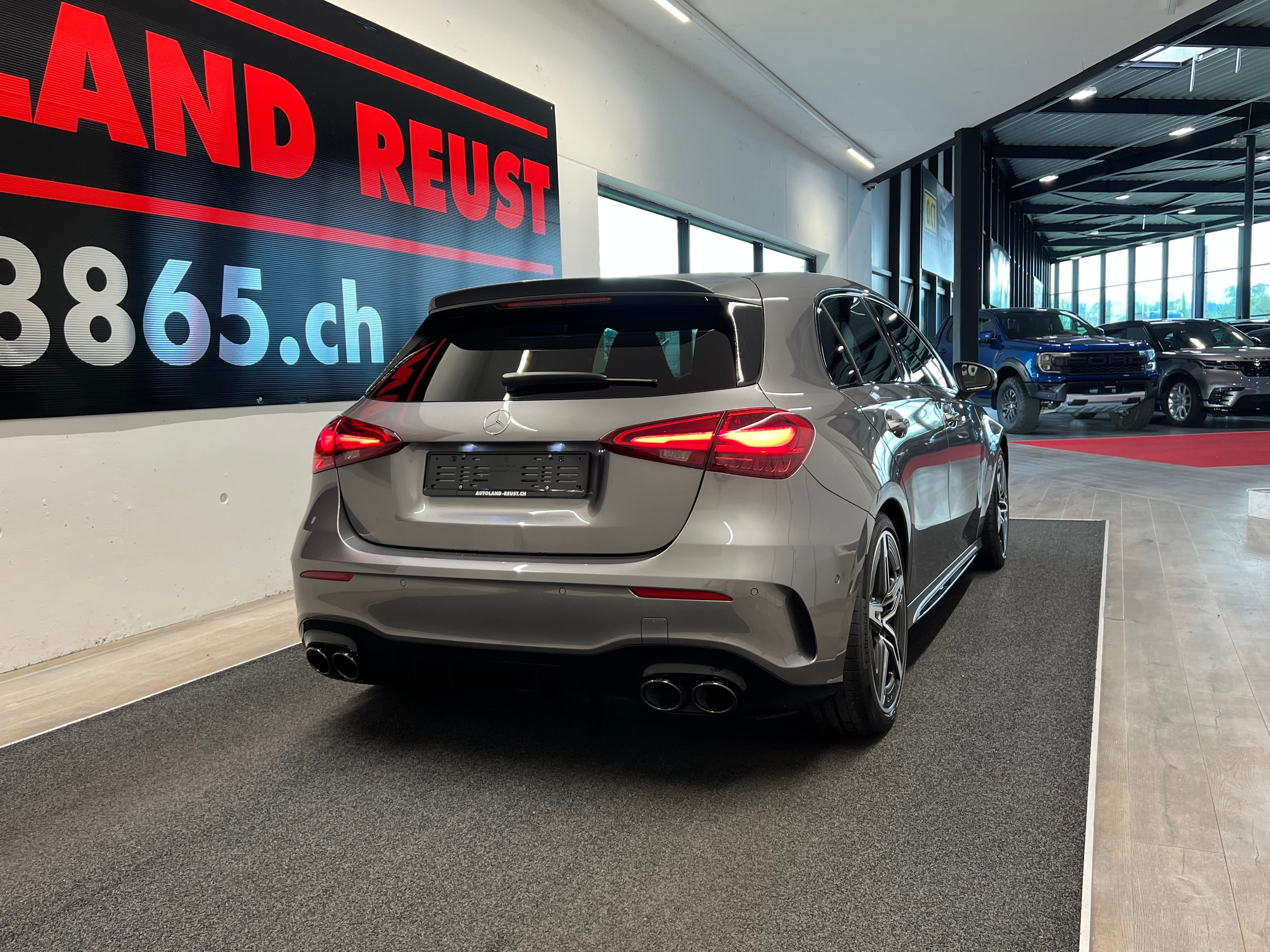 MERCEDES-BENZ A AMG 45 S 4Matic+ 8G-DCT - Bild 6