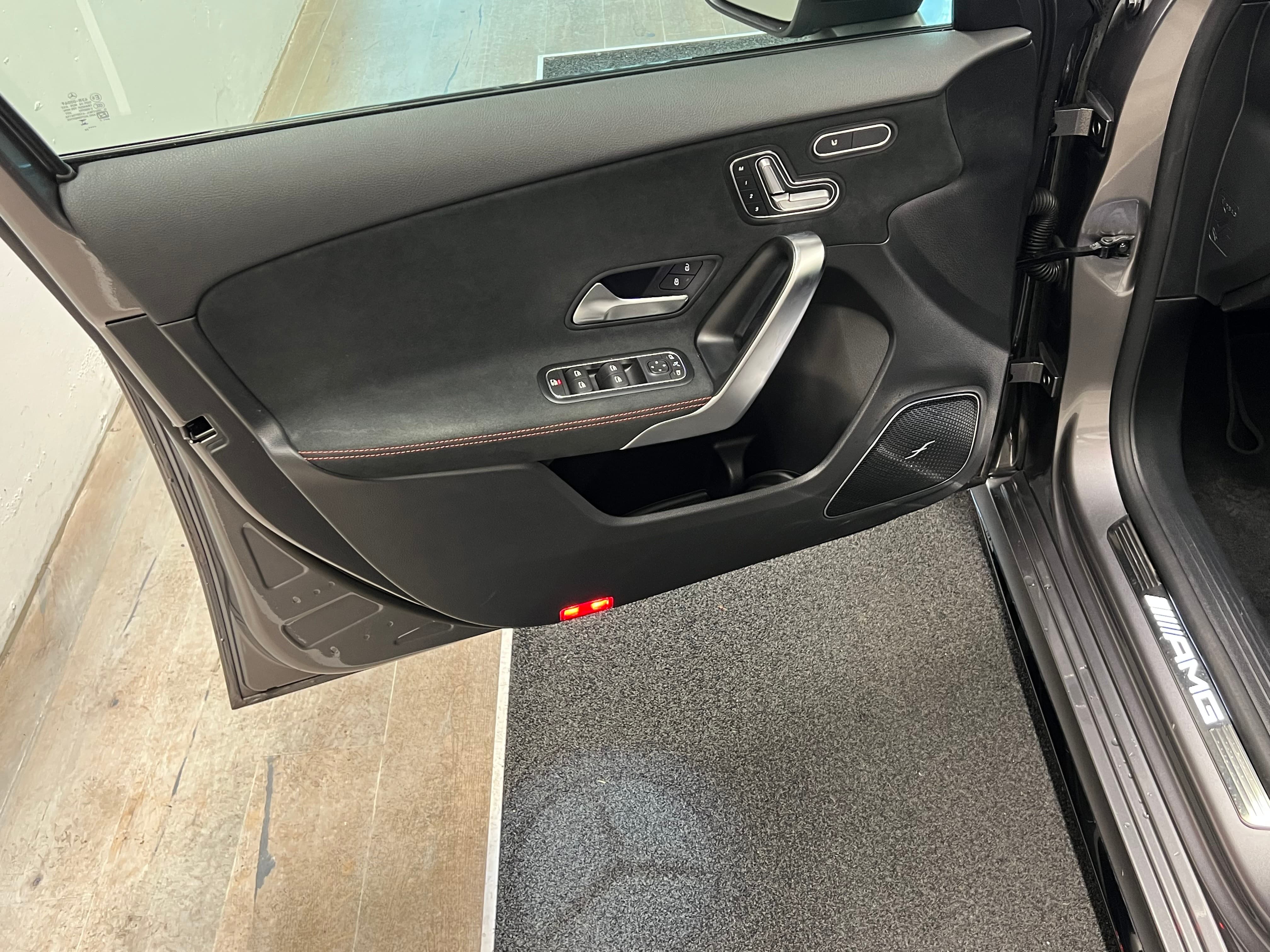 MERCEDES-BENZ A AMG 45 S 4Matic+ 8G-DCT - Bild 11