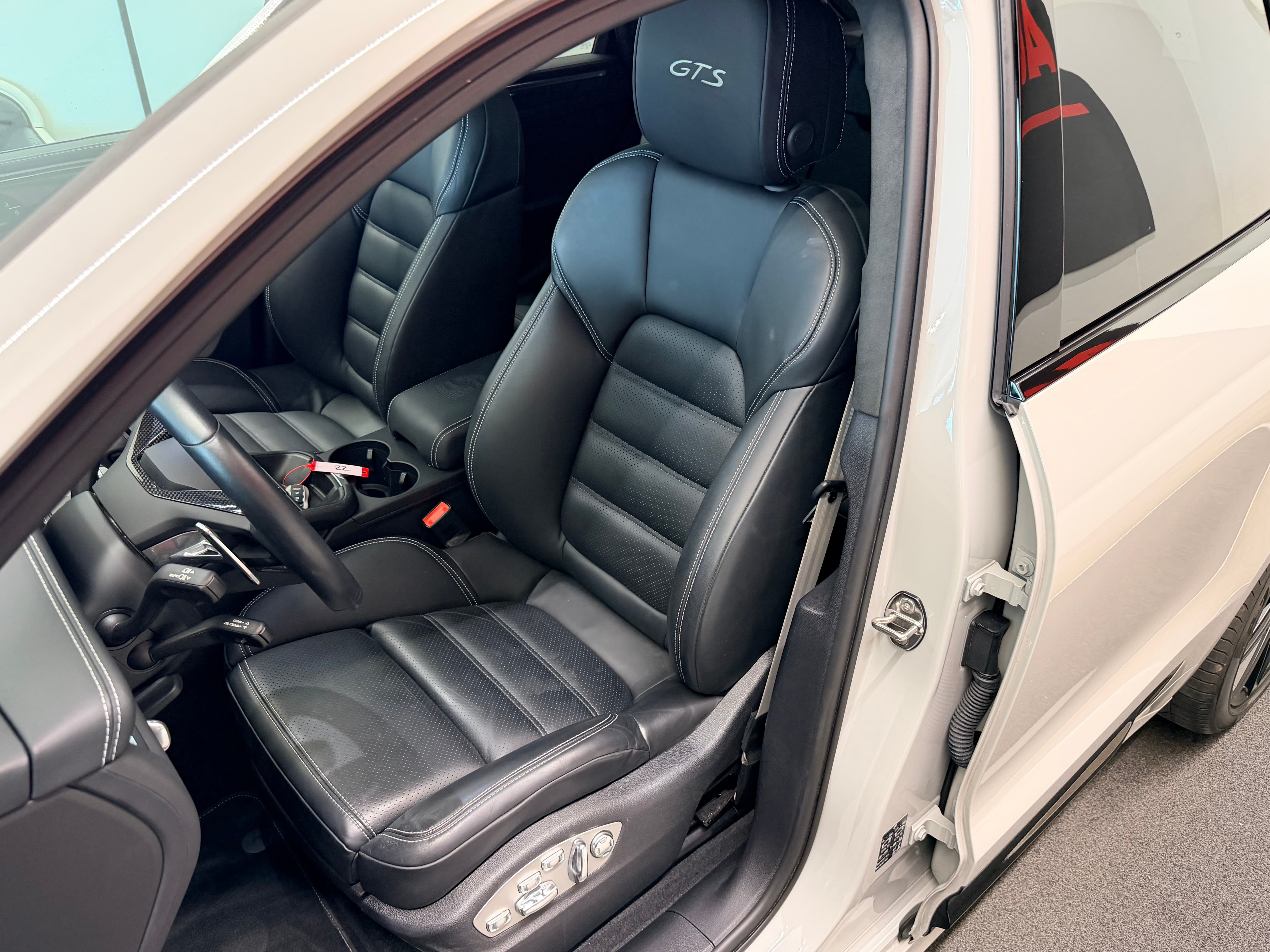 PORSCHE Macan GTS PDK - Bild 16