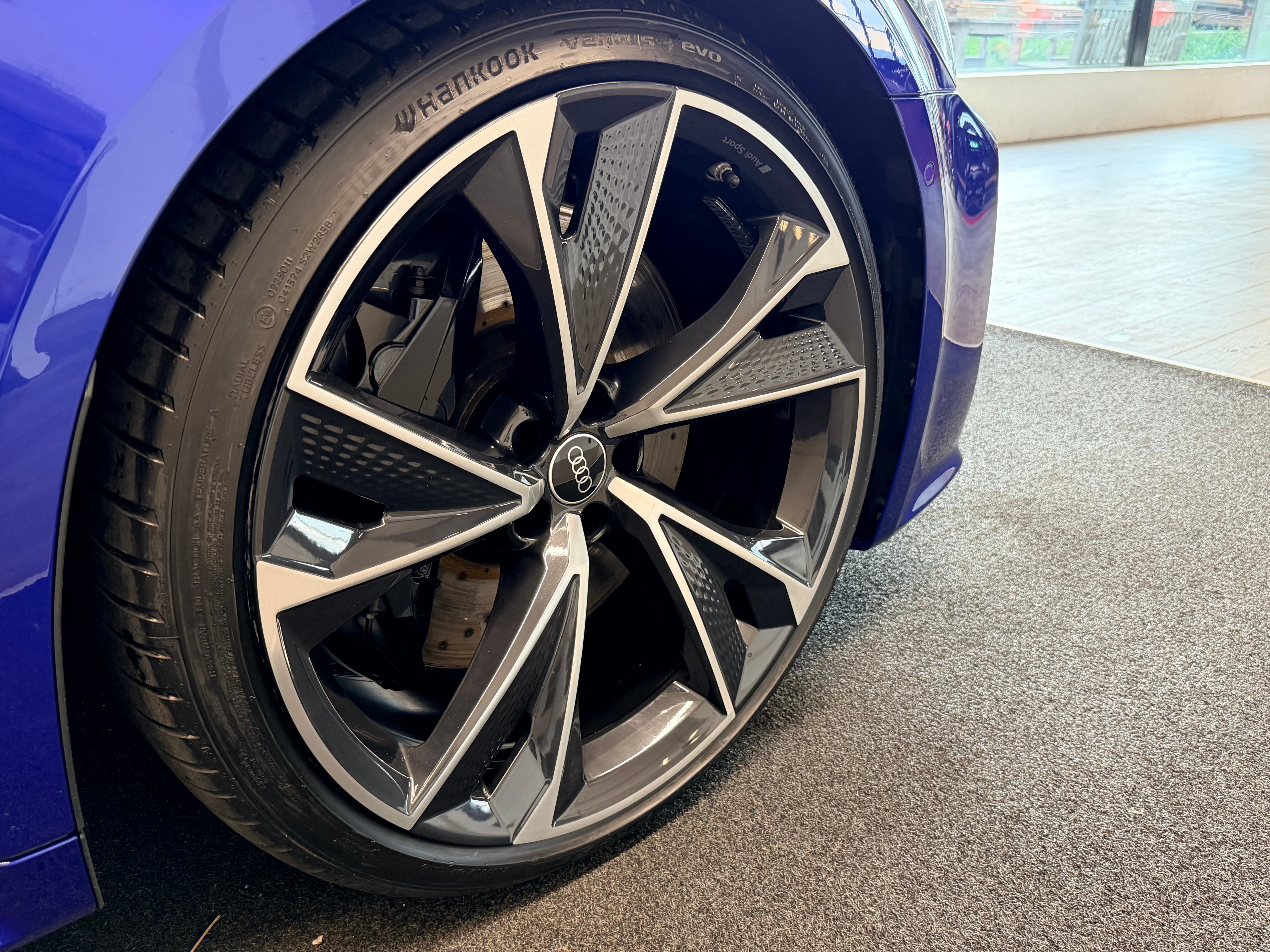 AUDI RS6 Avant 4.0 TFSI V8 quattro - Bild 6