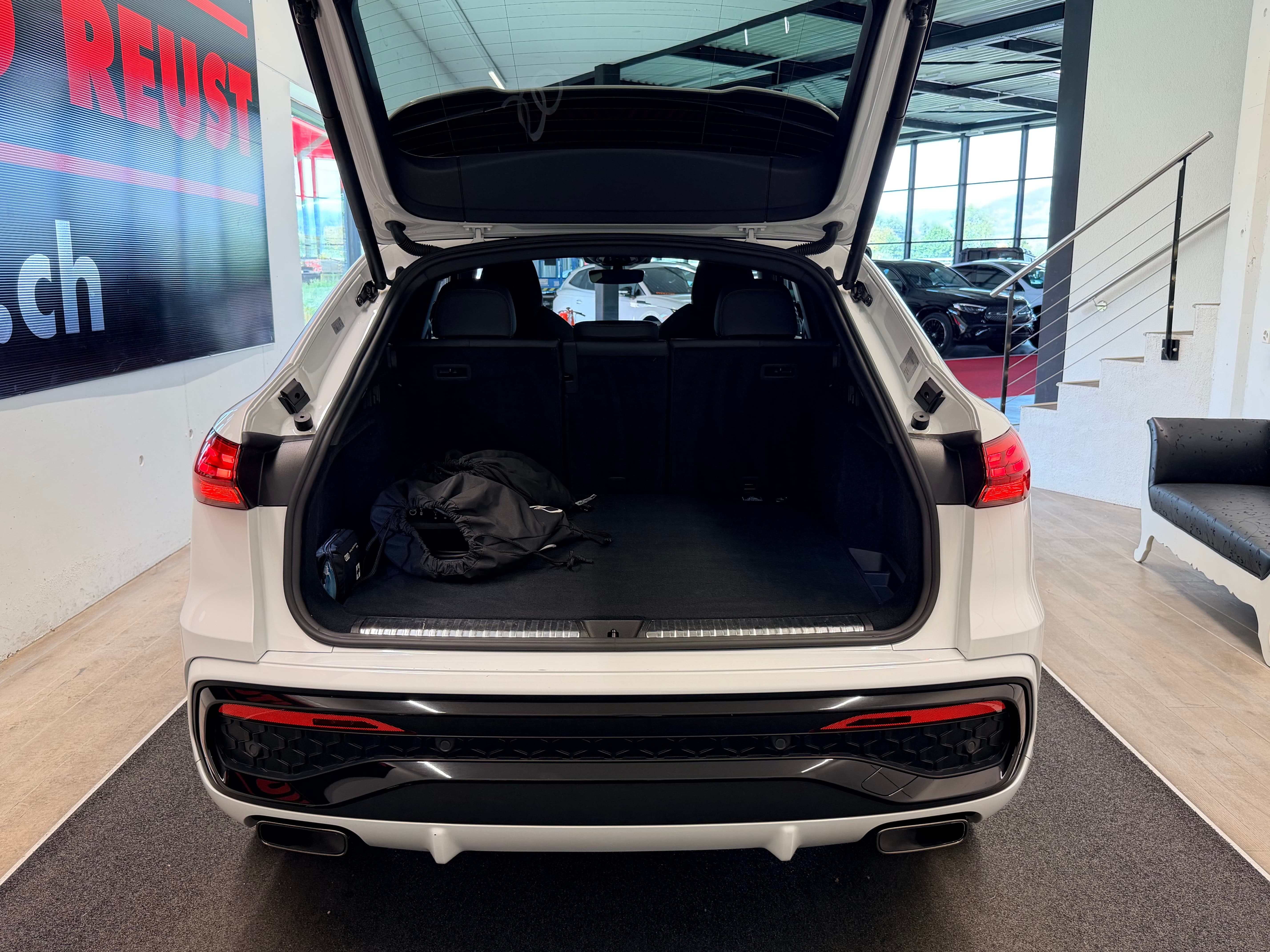 AUDI AUDI Q5 Sportback S Line e-hybrid quattro 220 kW S-tronic - Bild 9
