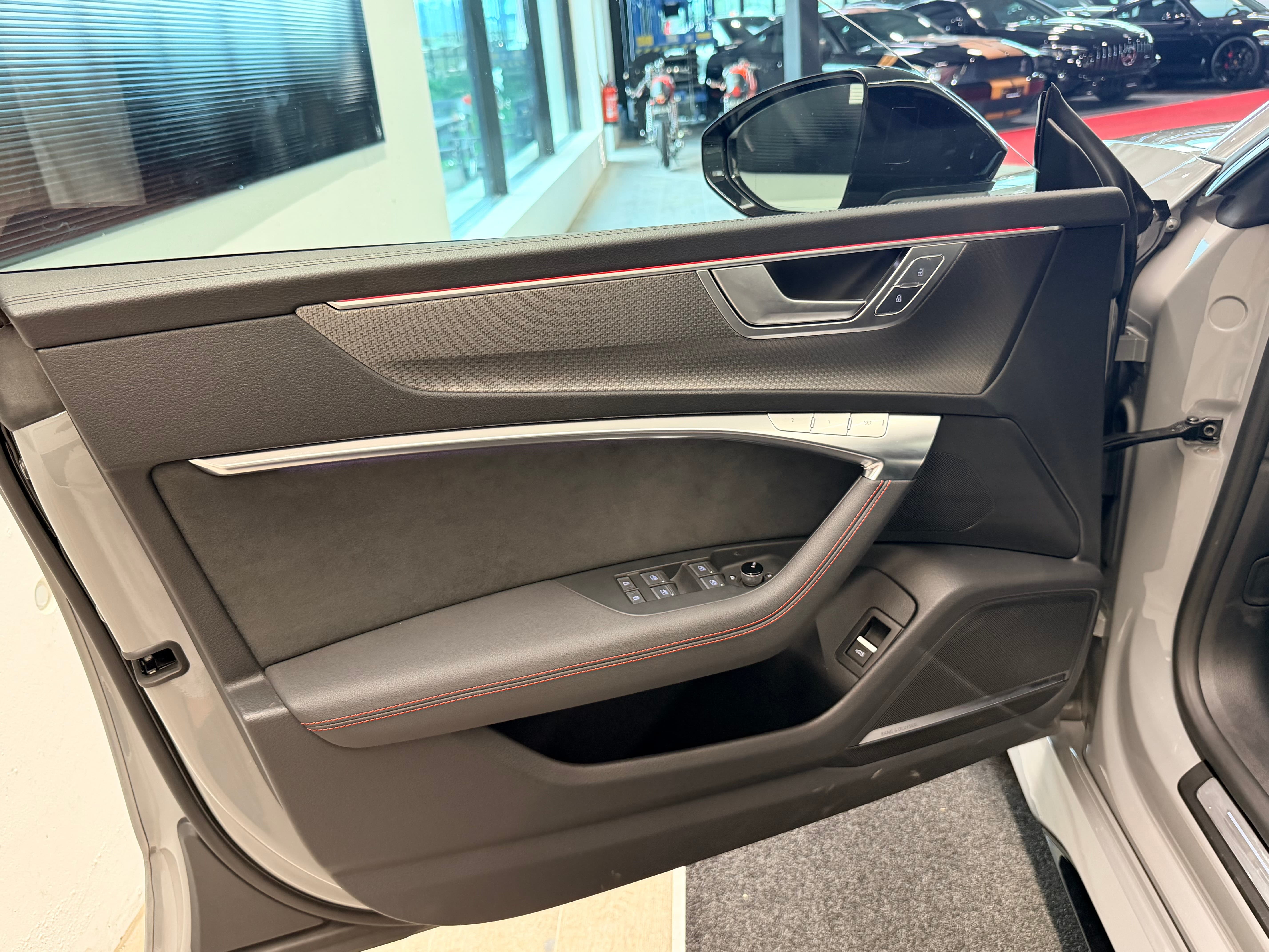 AUDI RS7 Sportback MHEV Performance - Bild 10