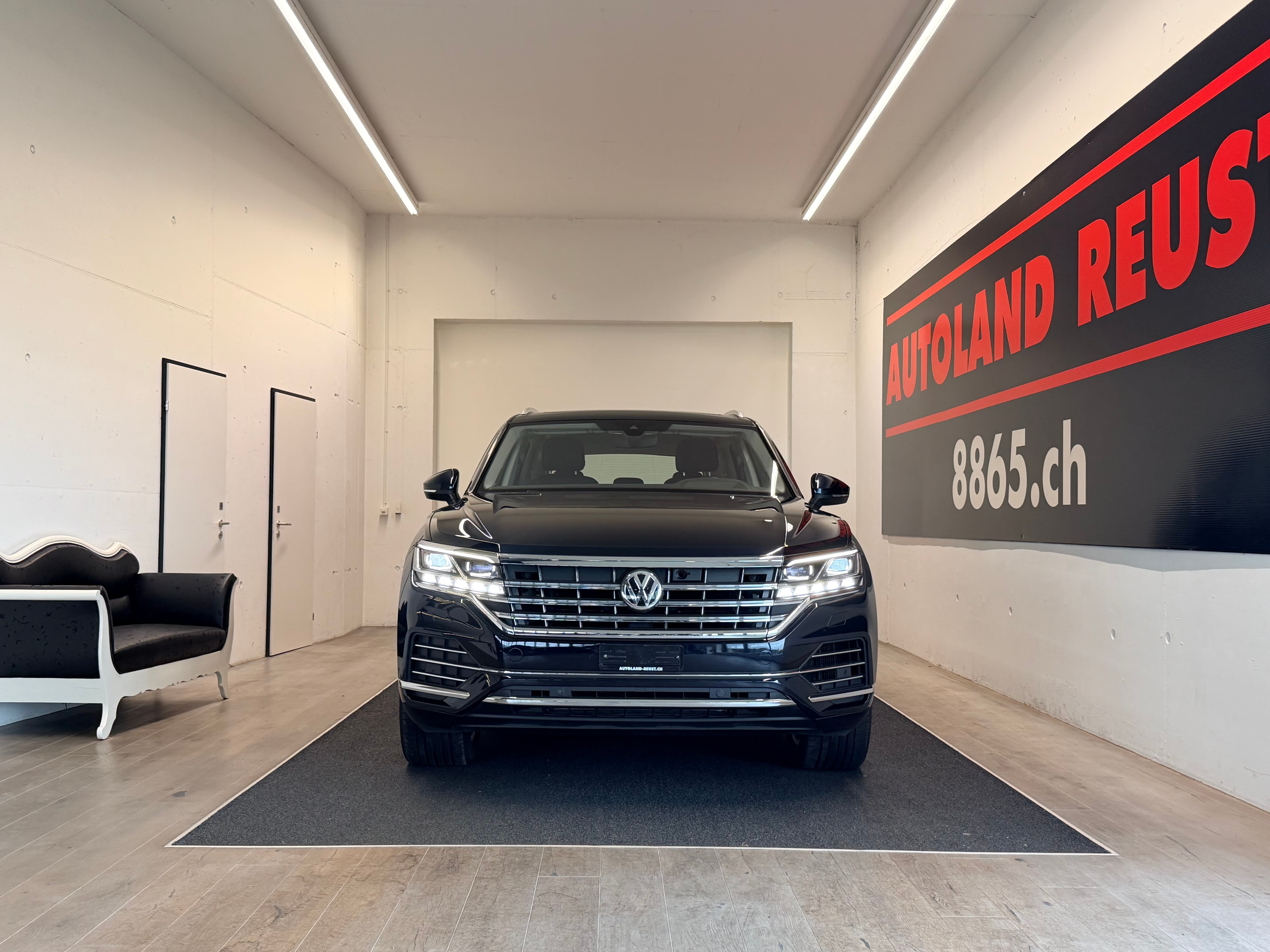 VW Touareg 3.0 TDI Elegance Tiptronic - Bild 2