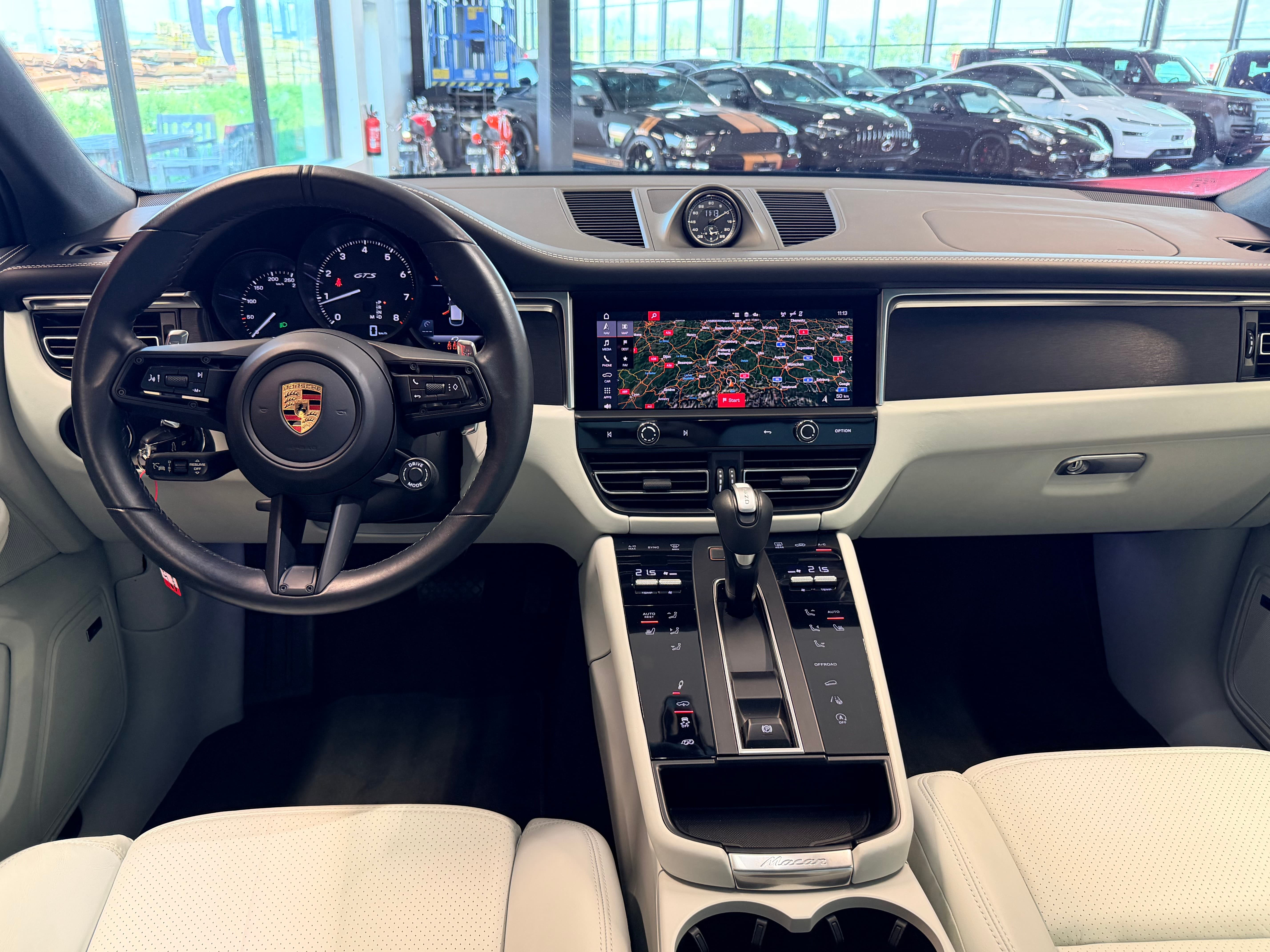 PORSCHE Macan GTS PDK - Bild 23