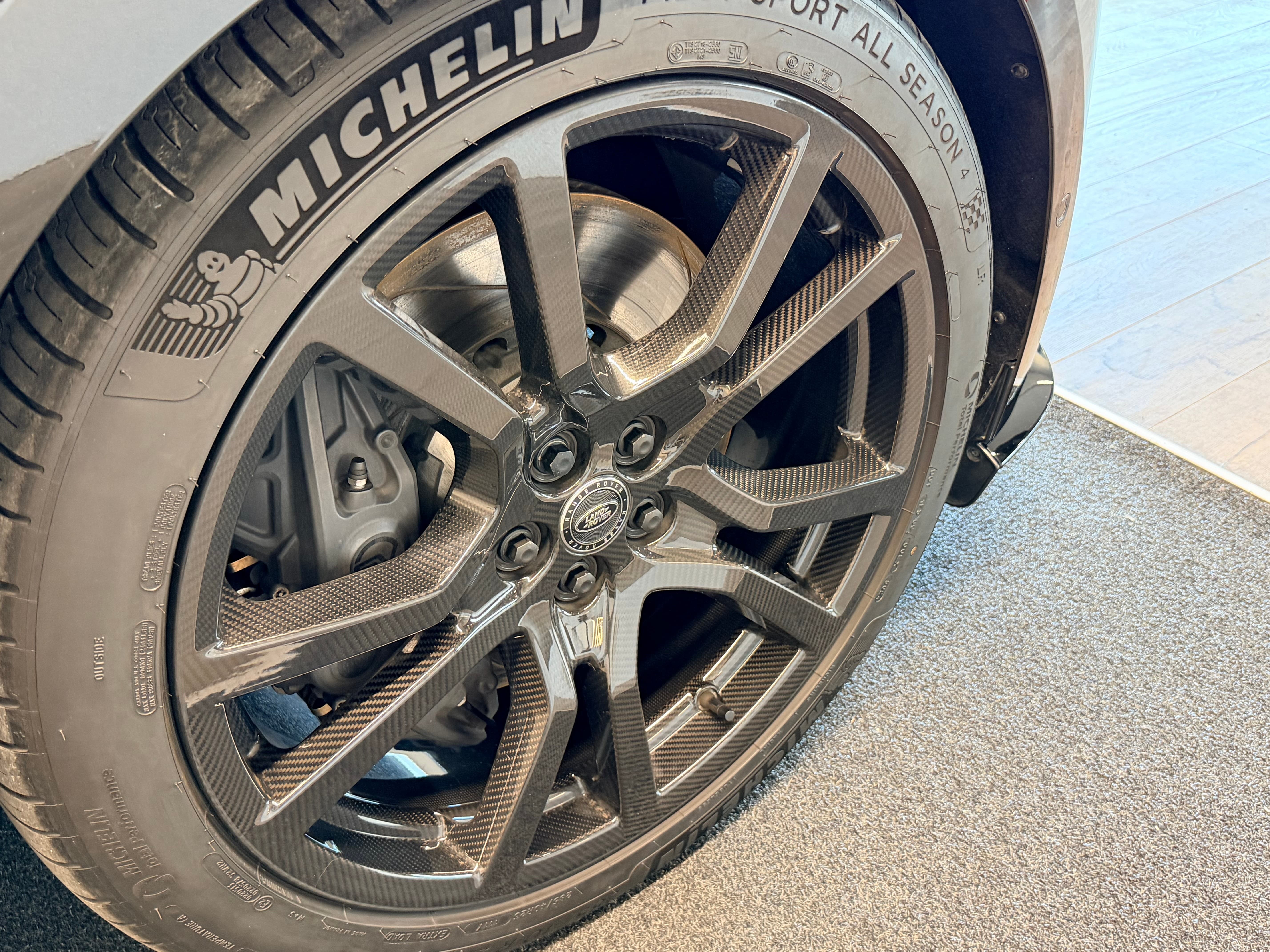 LAND ROVER Range Rover Sport P635 4.4 V8 SV Edition One - Bild 7