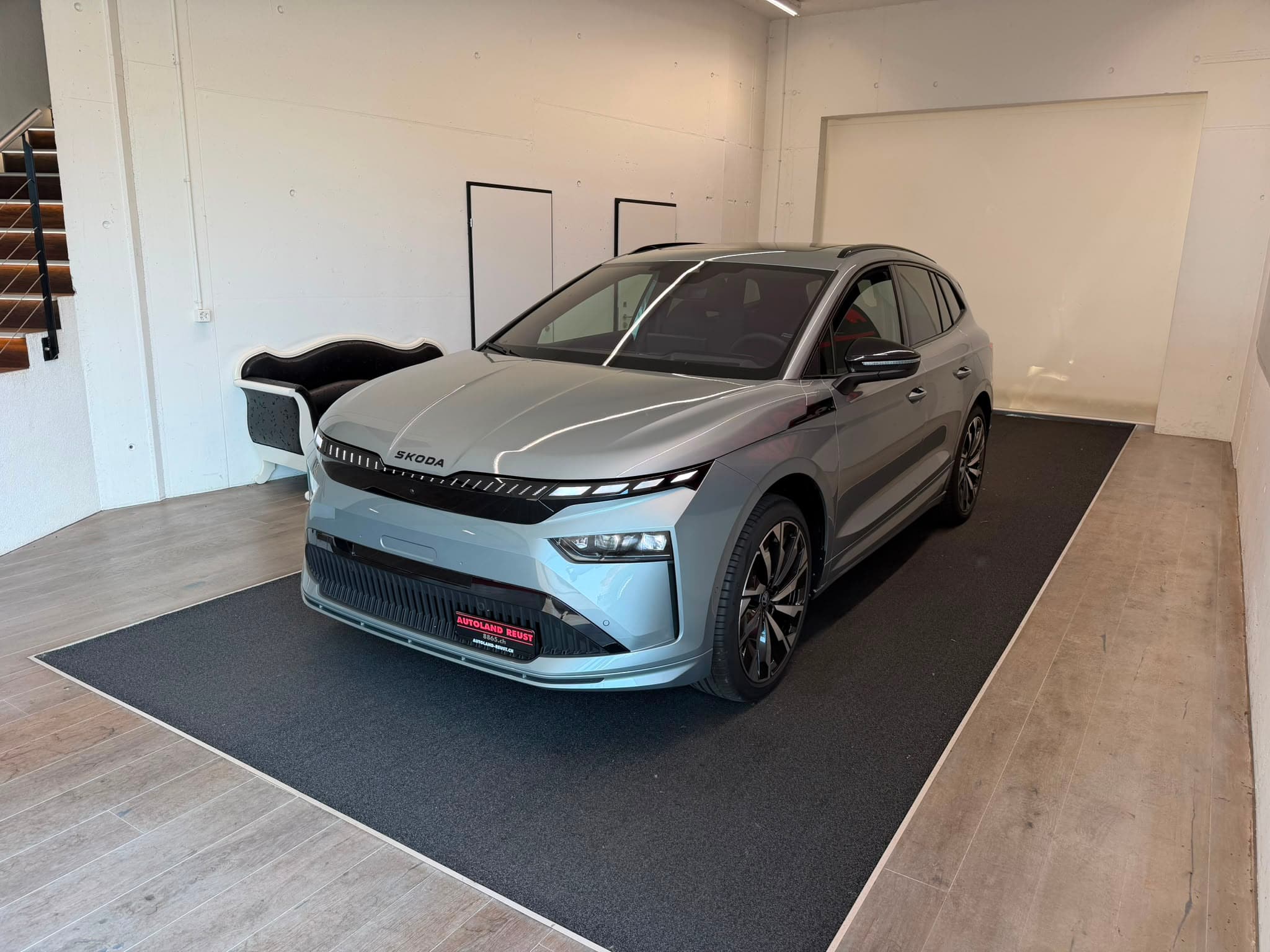 SKODA Enyaq 85x Sportline 4x4 - Bild 2