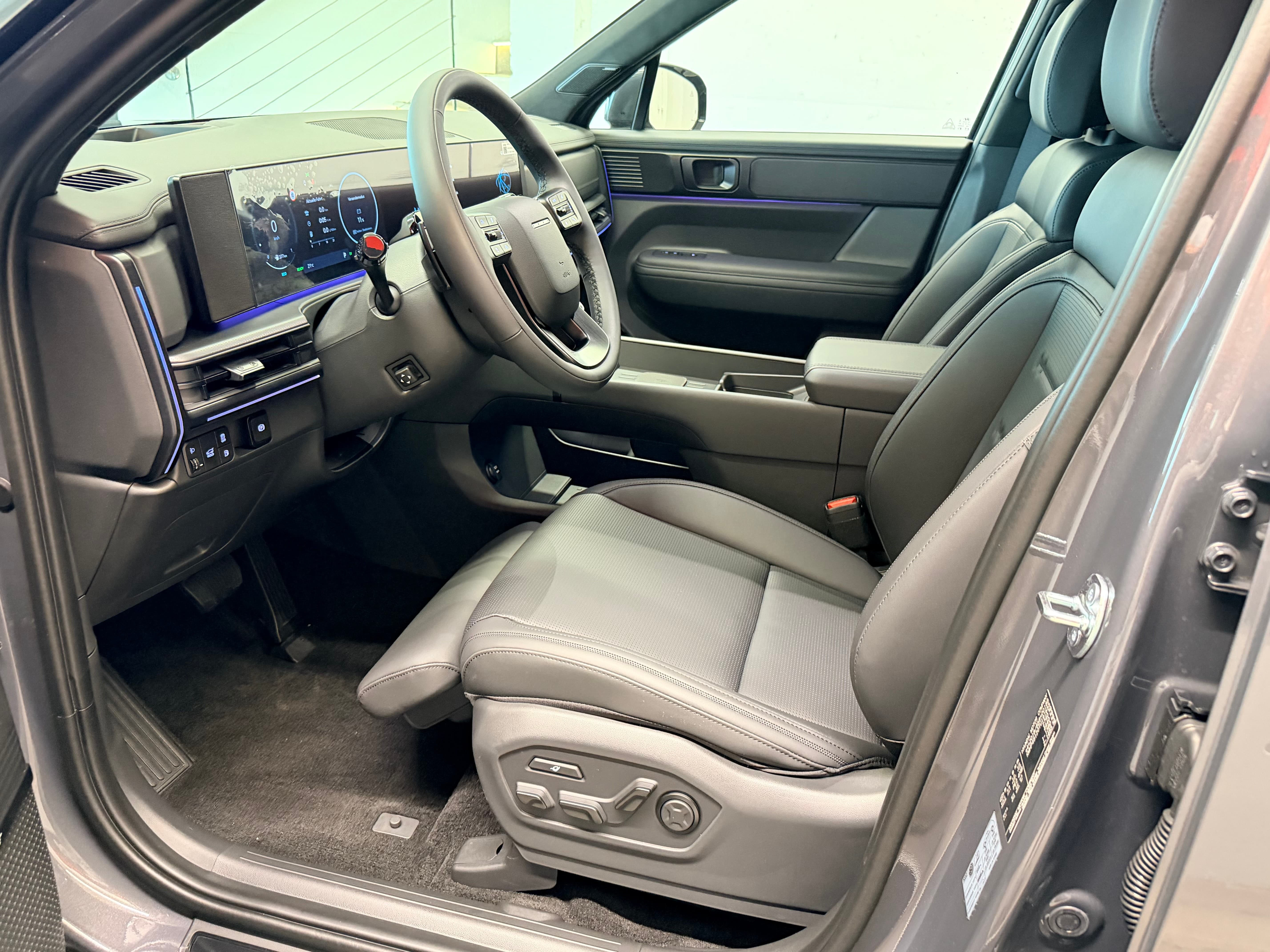 HYUNDAI Santa Fe 1.6 T-GDi PHEV Calligraphy 4WD Automatic - Bild 17