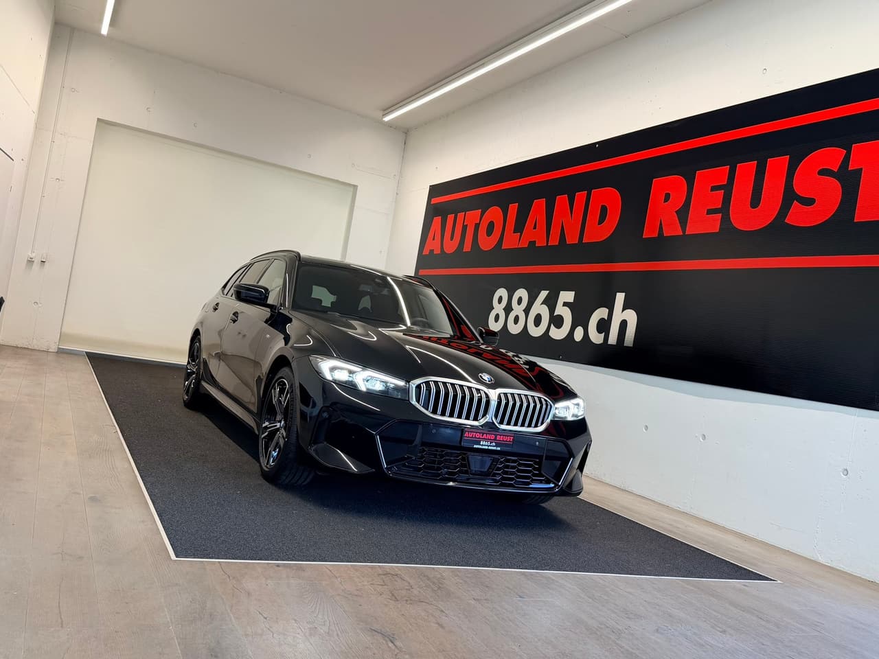 BMW 330i Touring xDrive Steptronic M Sport Pro