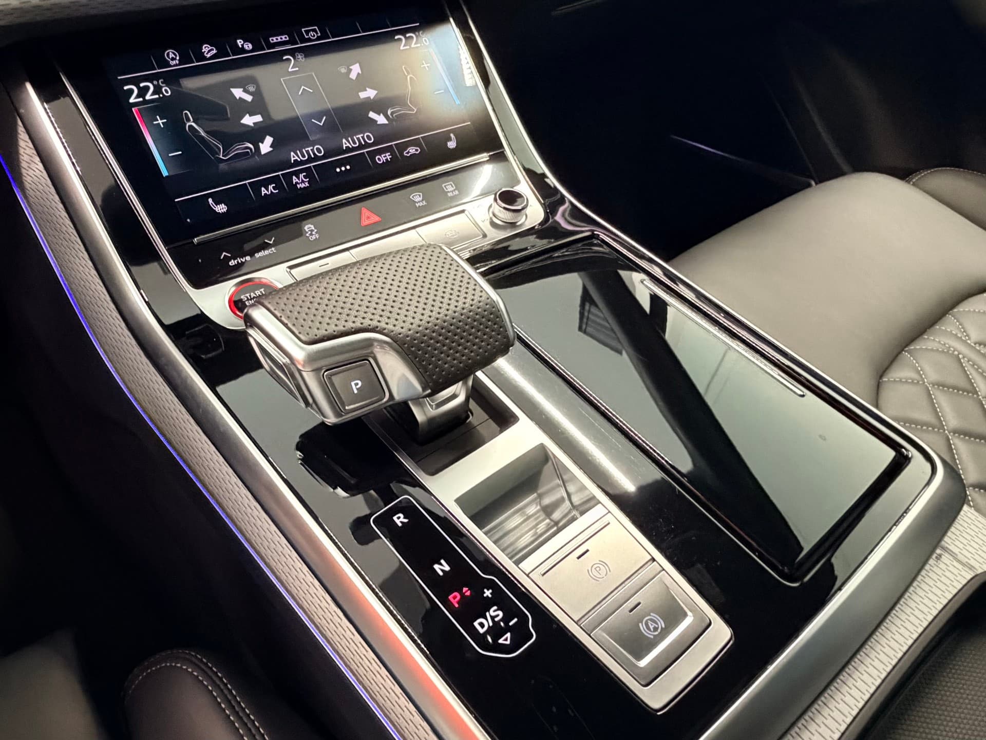 AUDI SQ7 TFSI quattro tiptronic - Bild 23