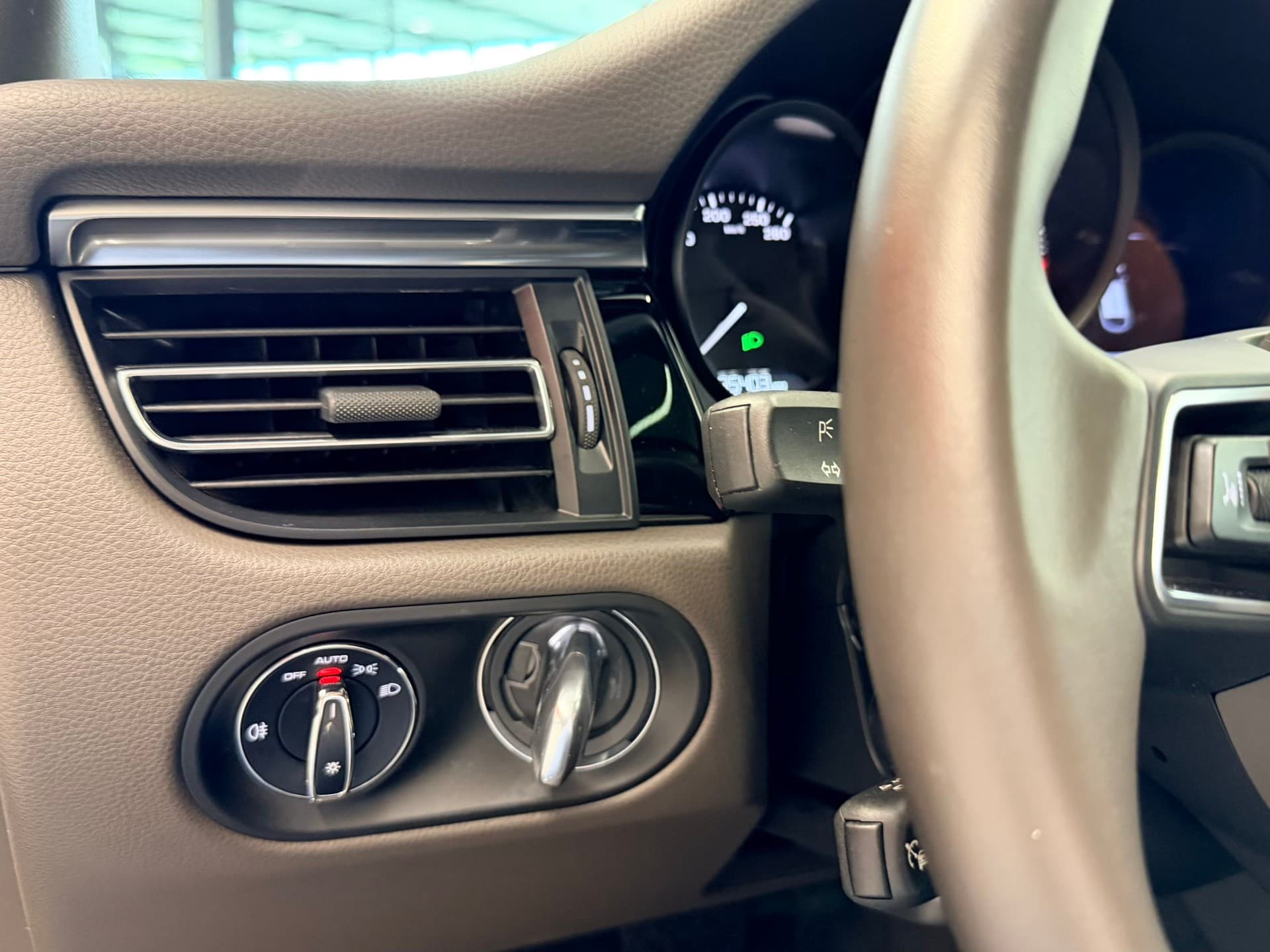 PORSCHE Macan S PDK - Bild 29