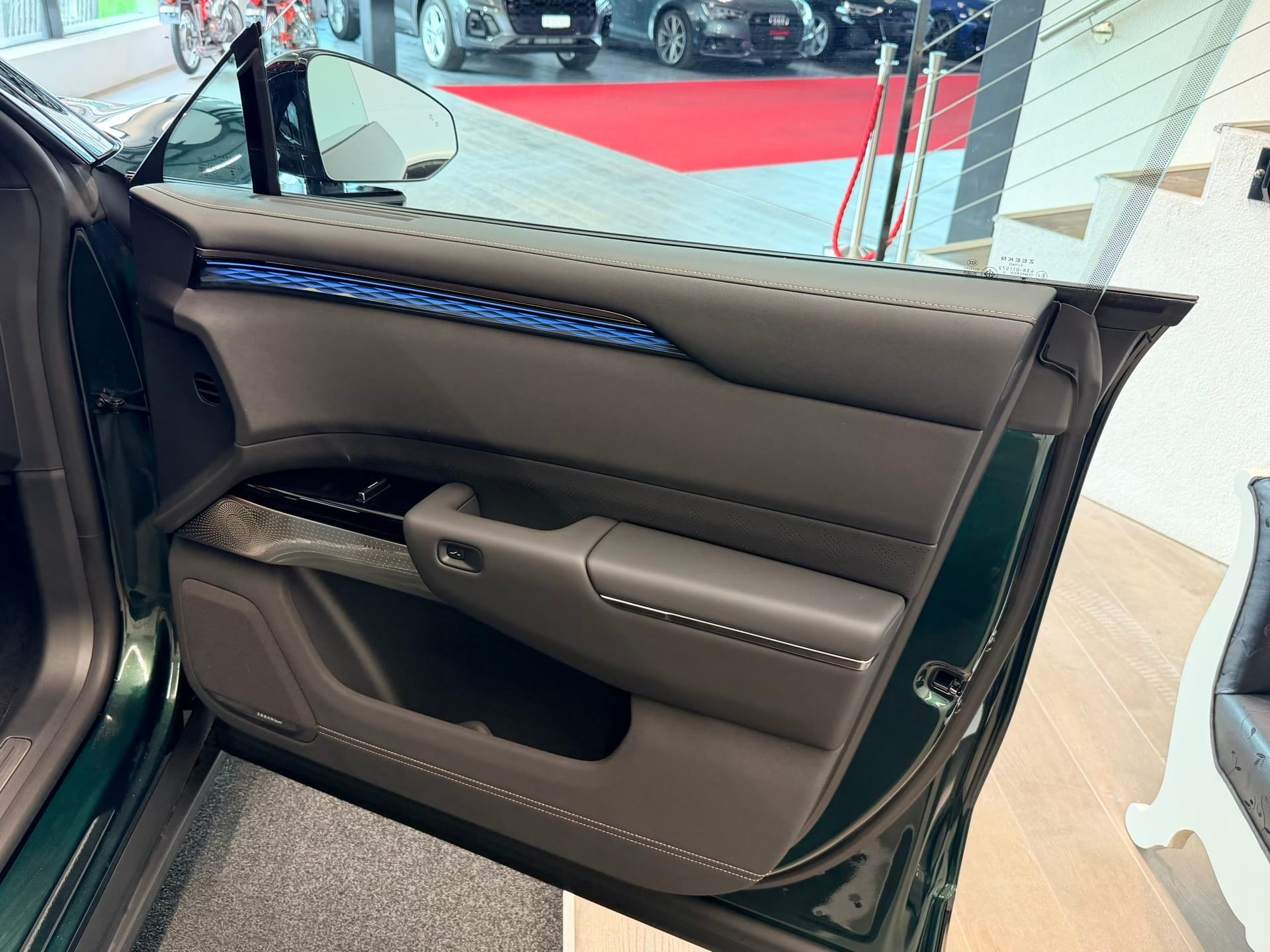 ZEEKR 7X 100kWh Privilege AWD - Bild 21