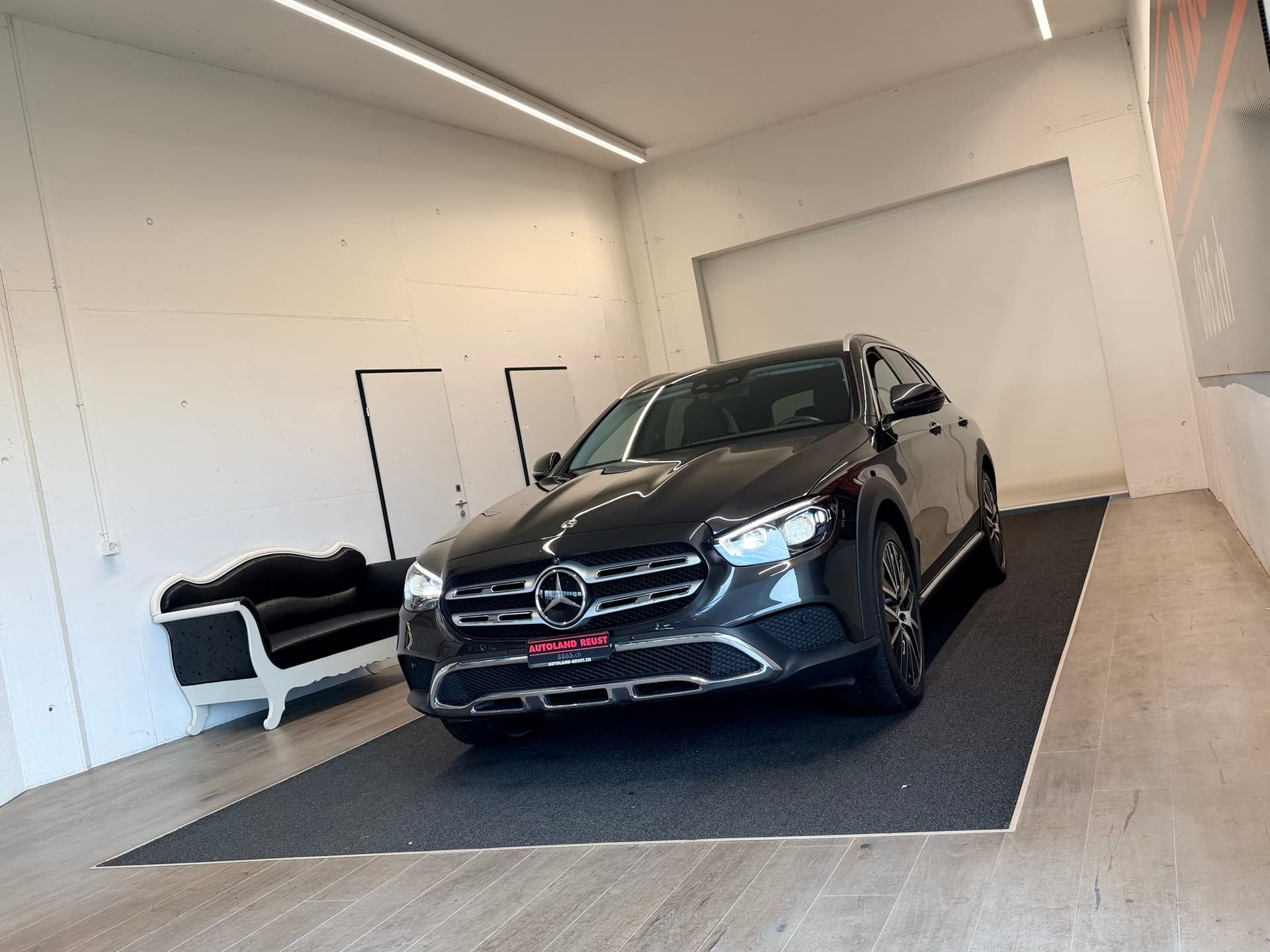 MERCEDES-BENZ E 450 All-Terrain 4Matic Exclusive 9G-Tronic - Bild 3