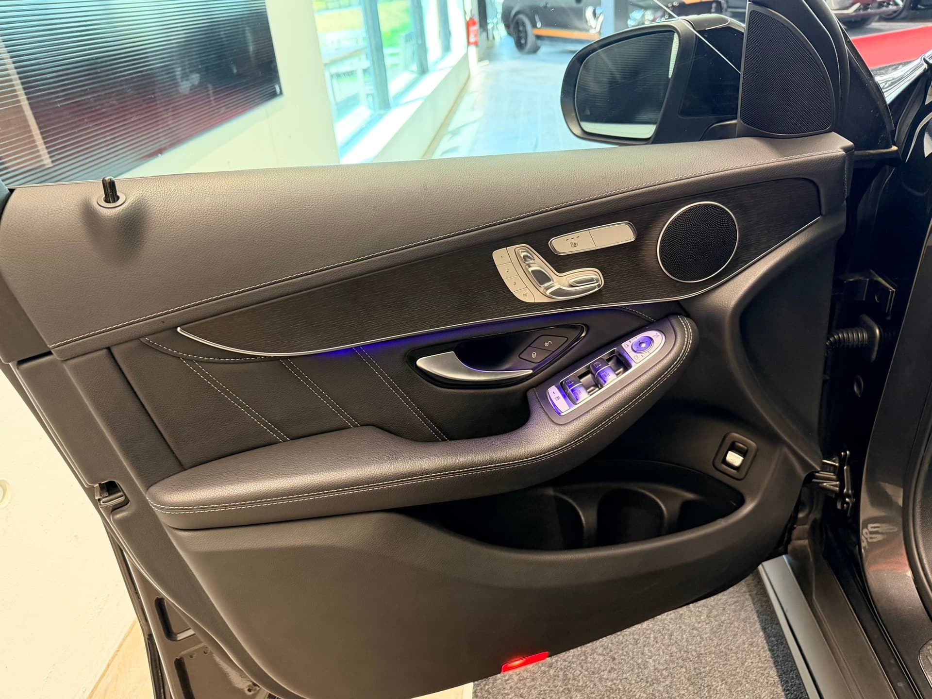 MERCEDES-BENZ GLC Coupé 63 S AMG 4Matic 9G-Tronic - Bild 10