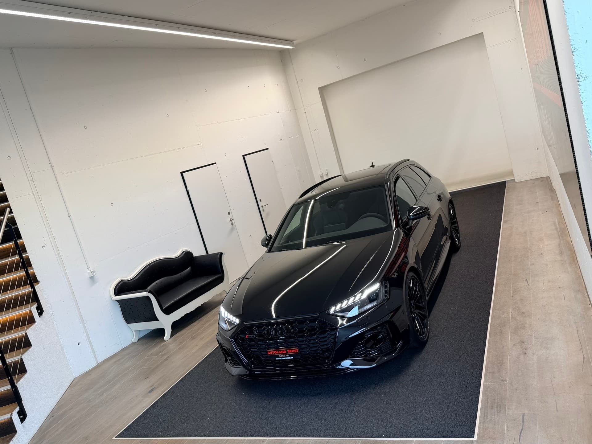 AUDI RS4 Avant quattro tiptronic - Bild 4