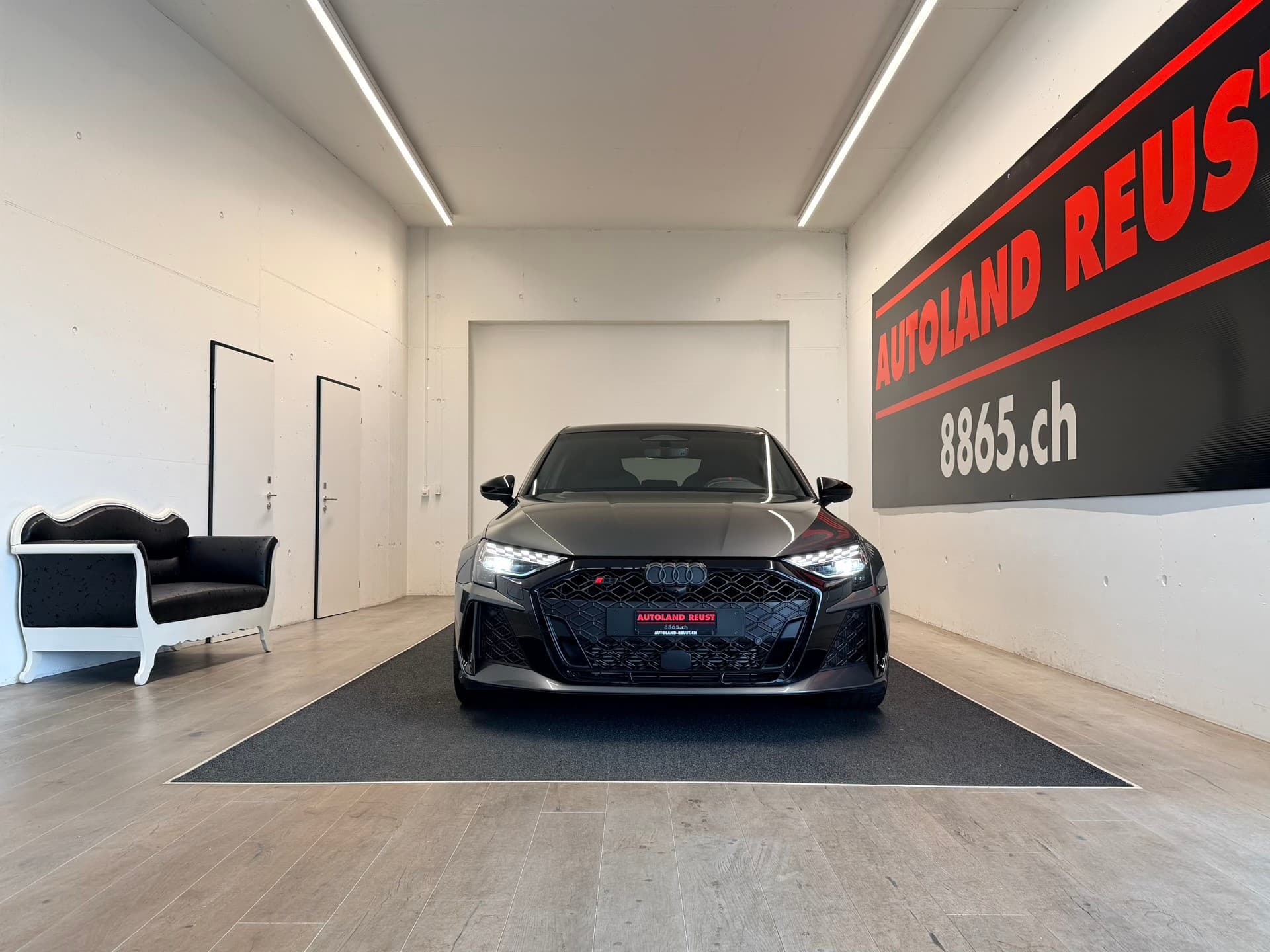 AUDI RS3 Sportback 2.5 TSI quattro S-tronic - Bild 2