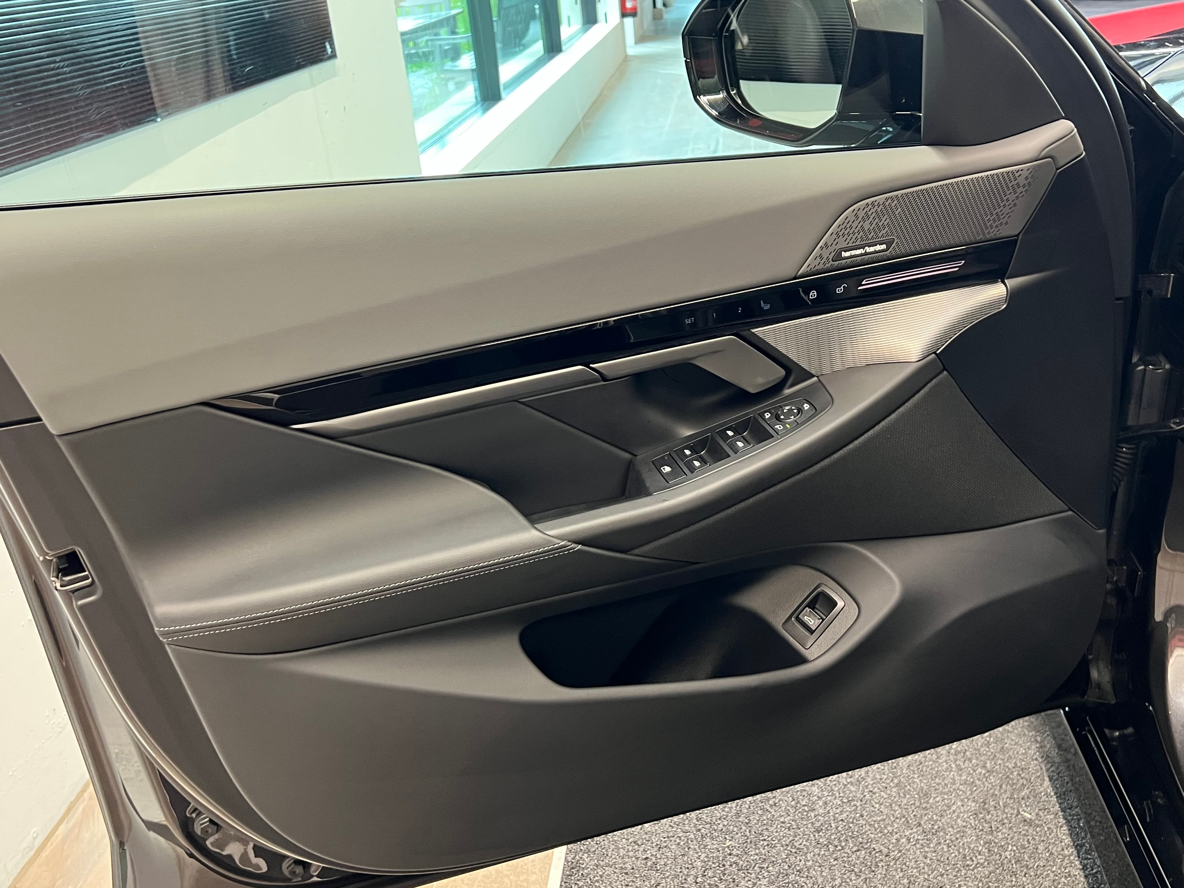 BMW 540d xDrive 48V Touring M Sport Pro Steptronic - Bild 13