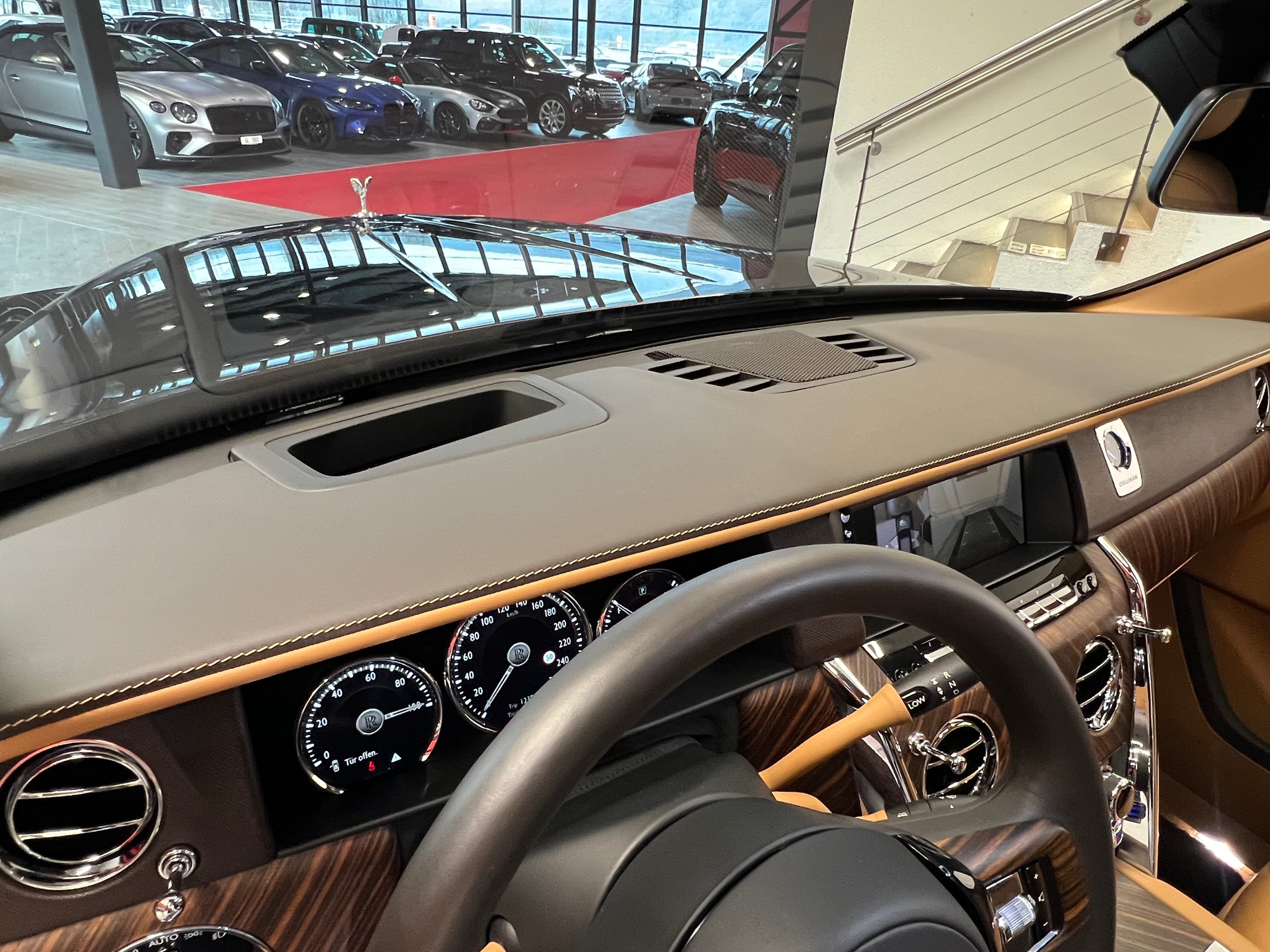 ROLLS-ROYCE Cullinan 6.7 V12 - Bild 27