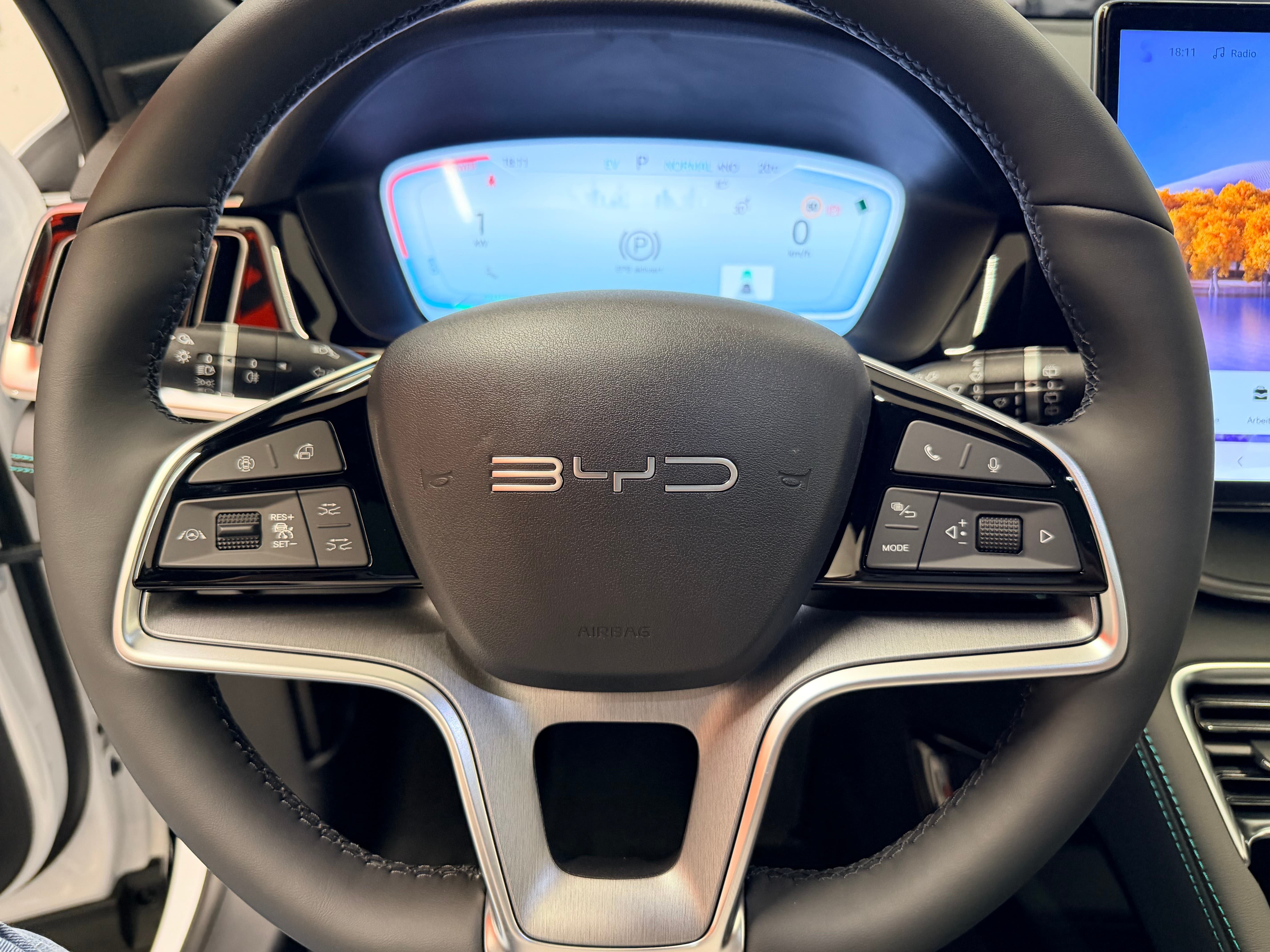 BYD Seal U DM-i Design AWD - Bild 26