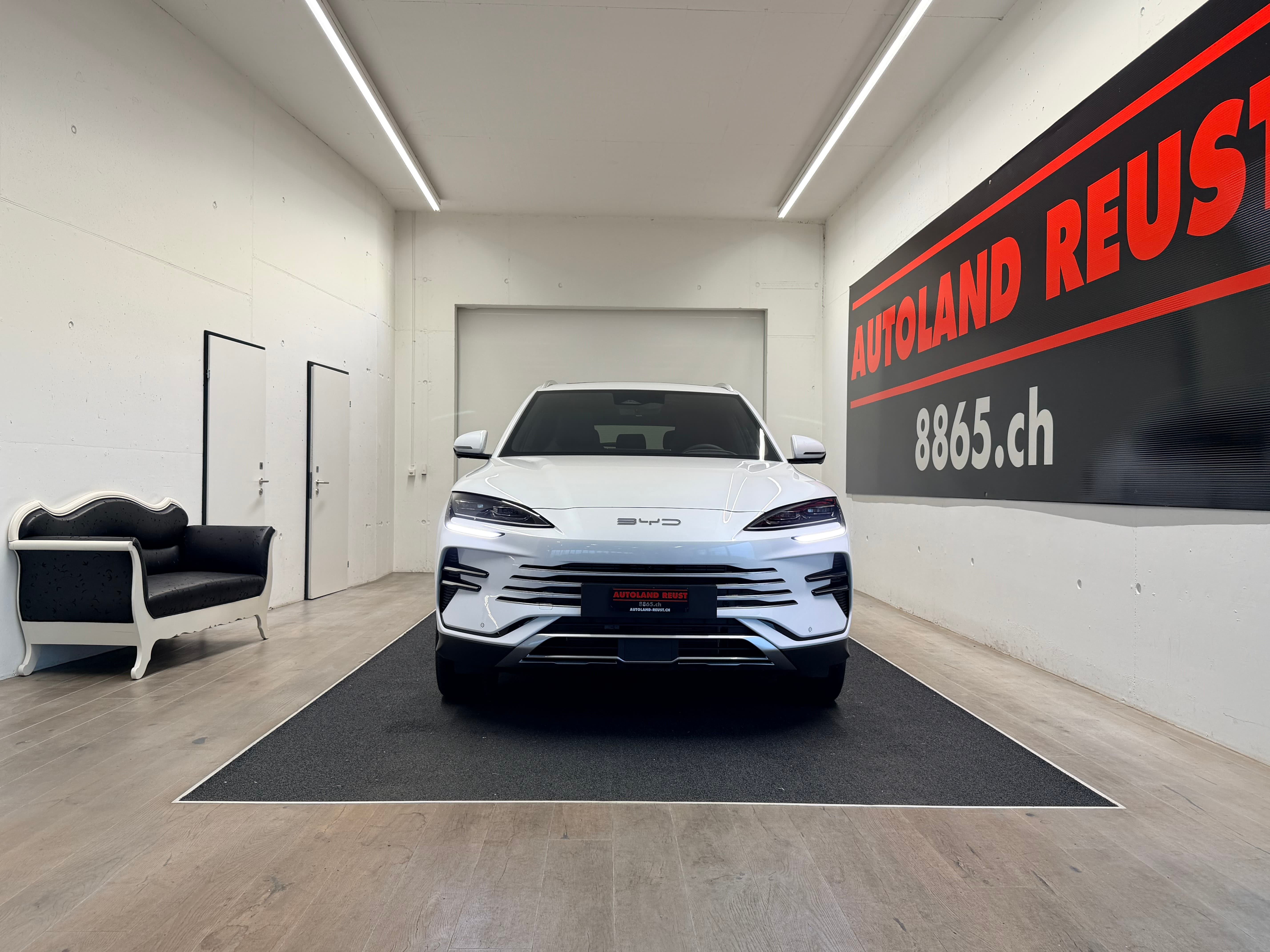 BYD Seal U DM-i Design AWD - Bild 2