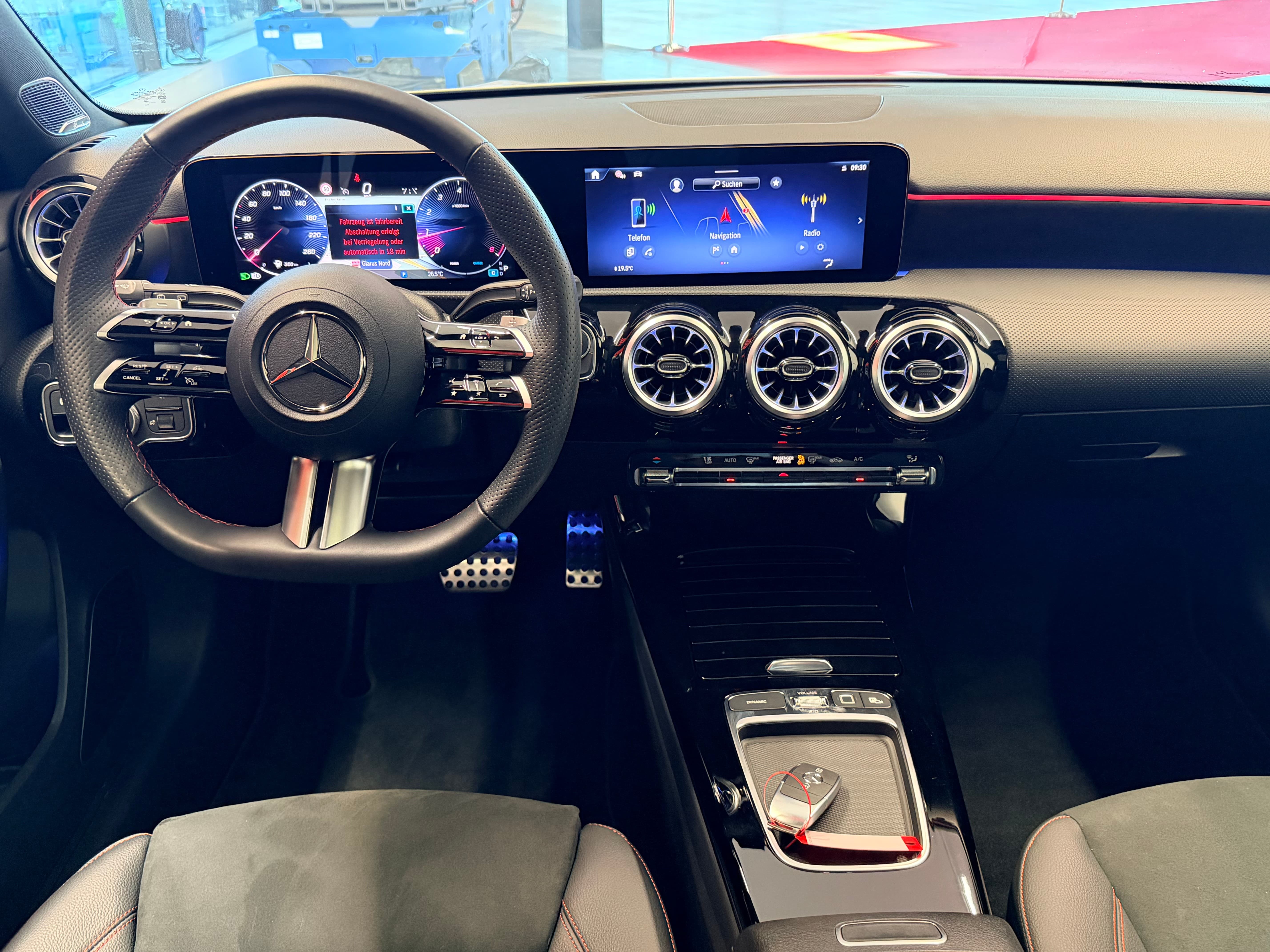 MERCEDES-BENZ A 220 4Matic 8G-DCT - Bild 18