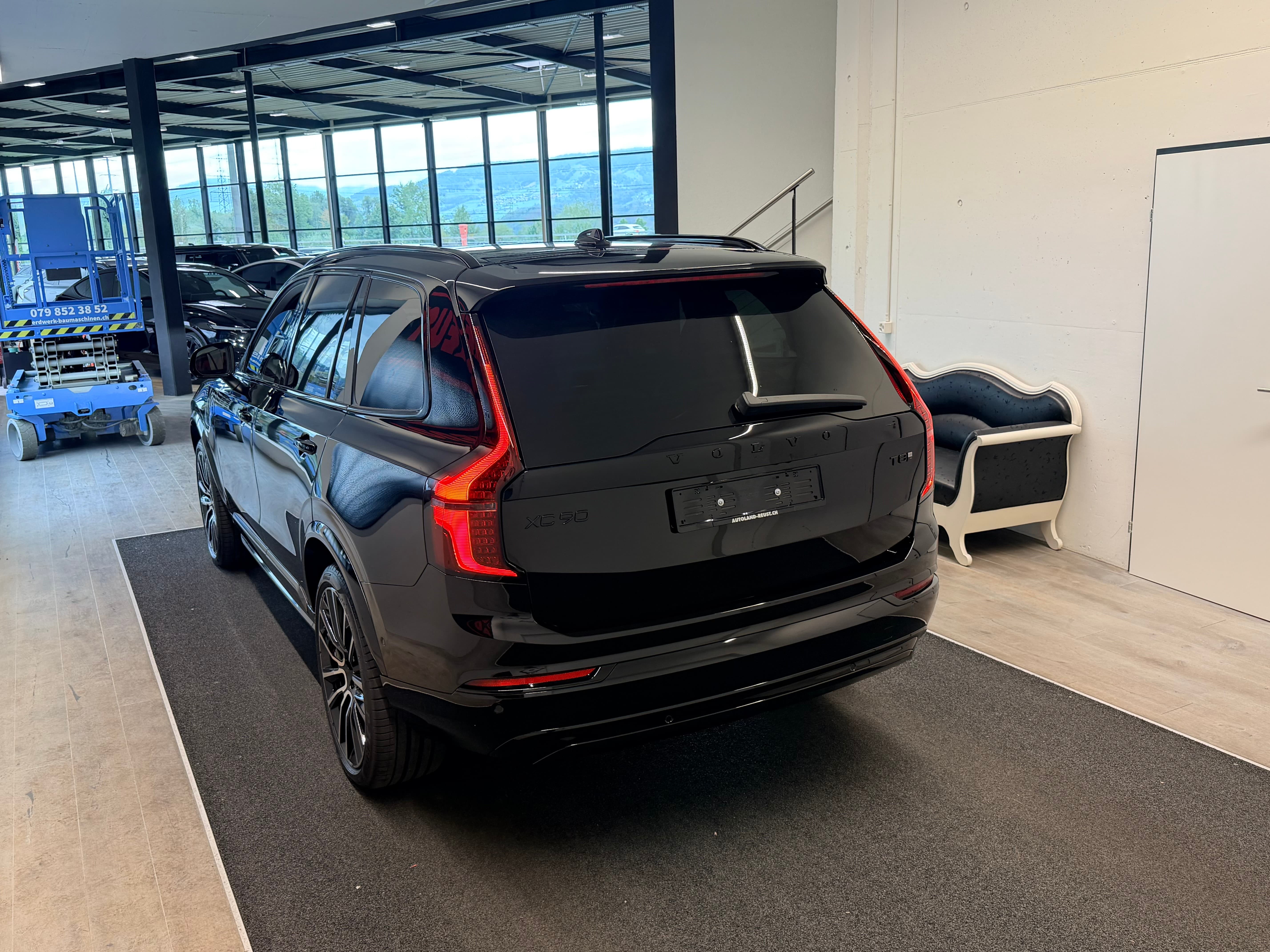VOLVO XC90 T8 eAWD PluginHybrid Black Edition Geartronic - Bild 9