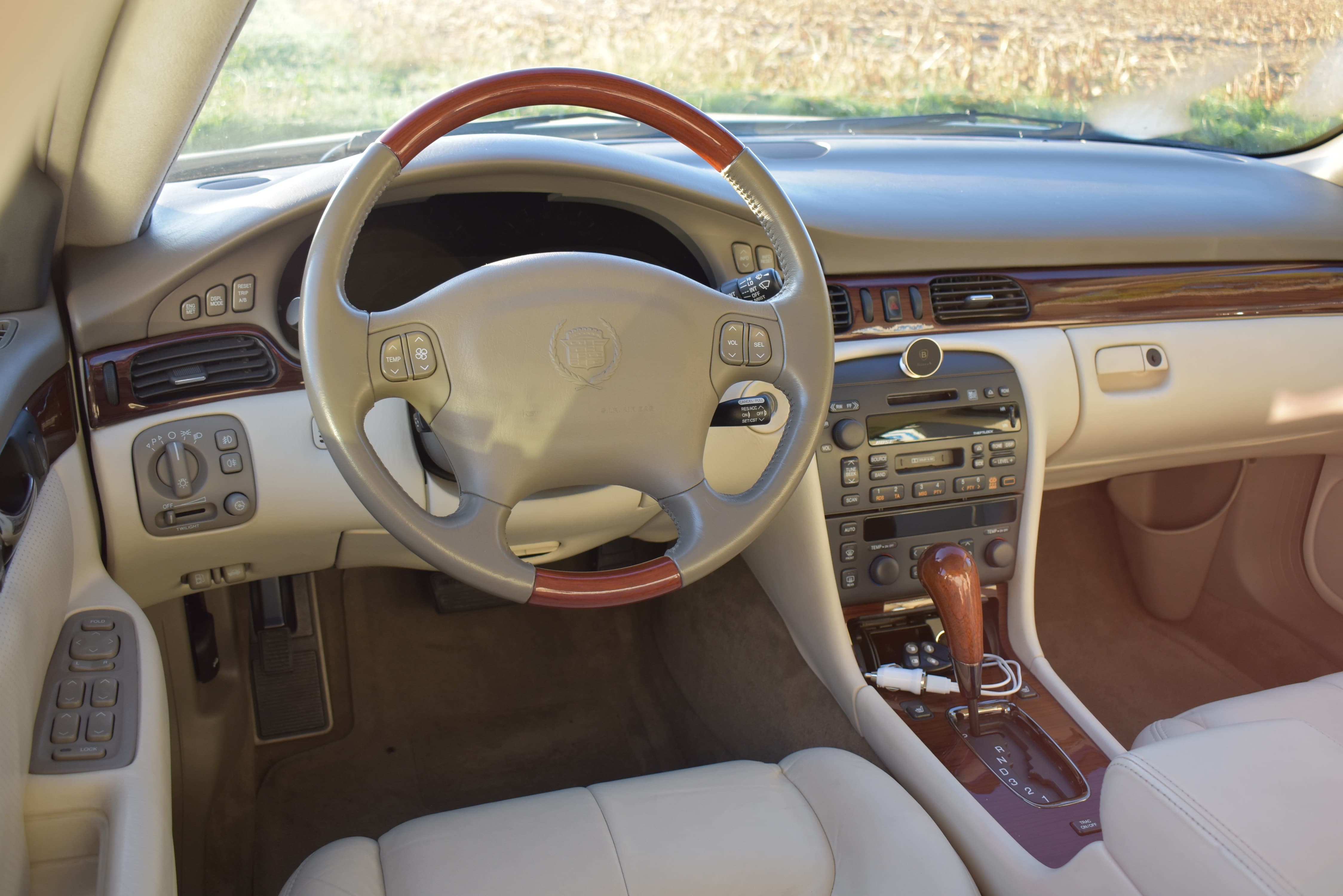 CADILLAC Seville STS 4.6 32V A - Bild 10