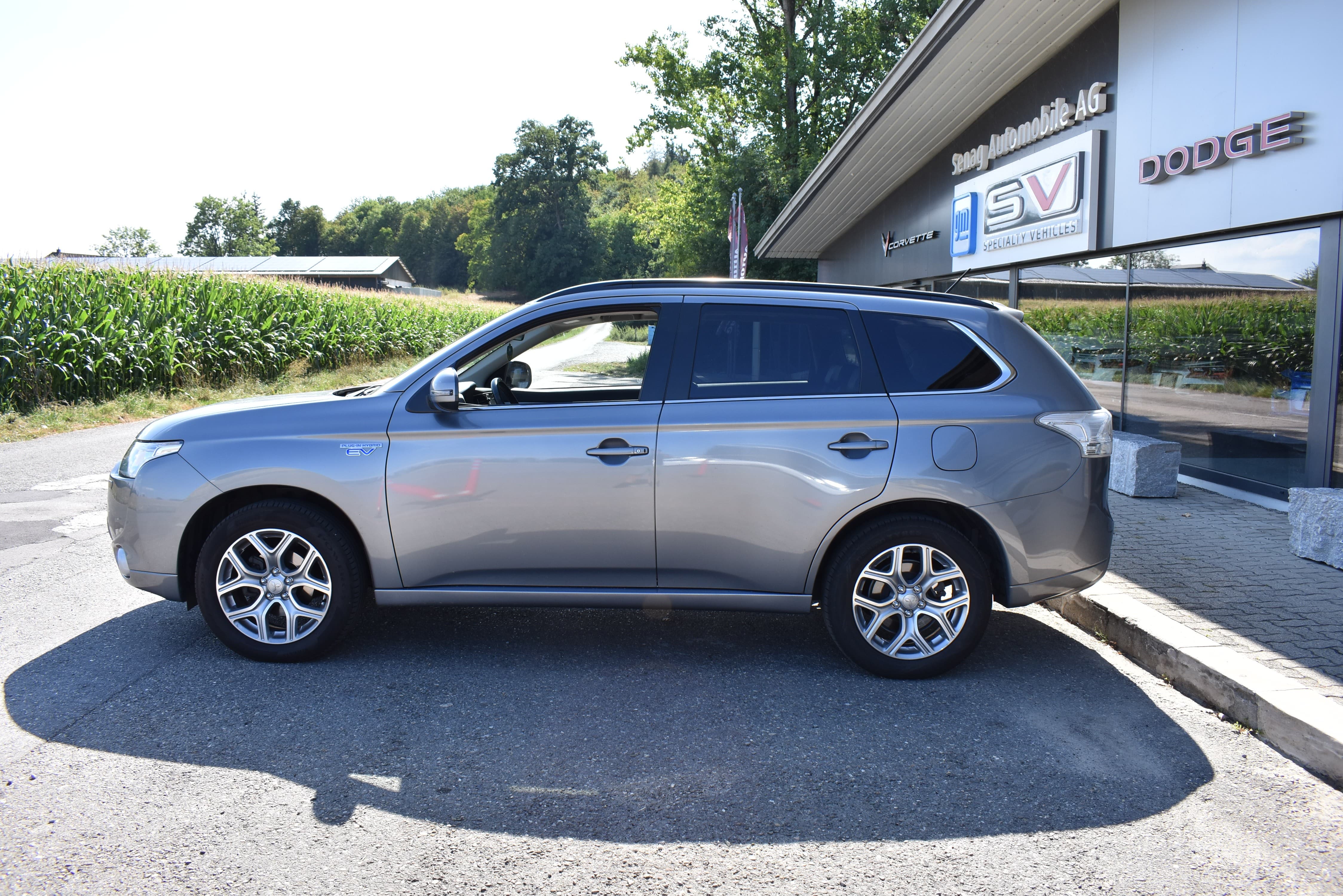 MITSUBISHI Outlander 2.0 PHEV Intense - Bild 4