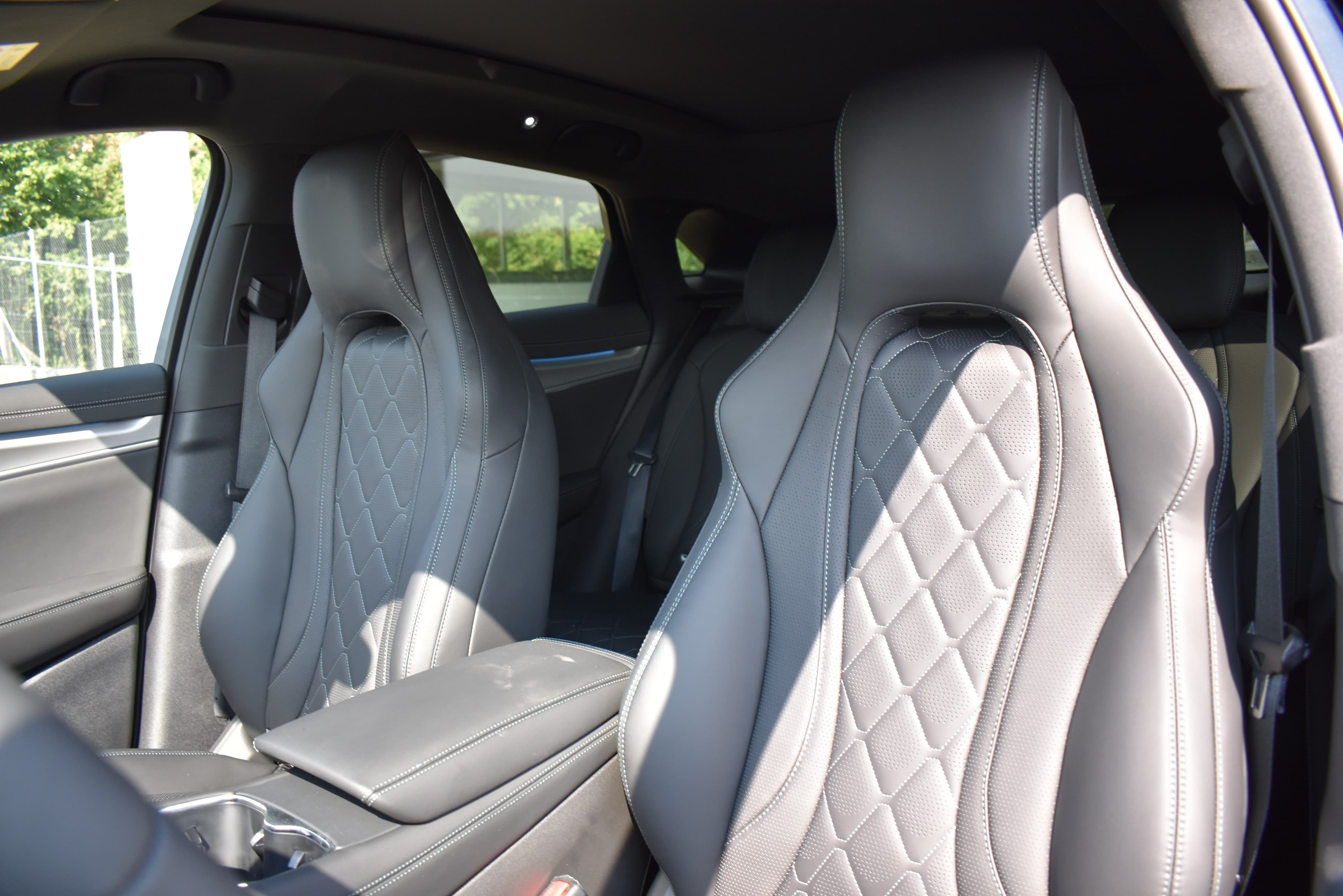 BYD Sealion 7 91,3 kWh Excellence AWD - Bild 13