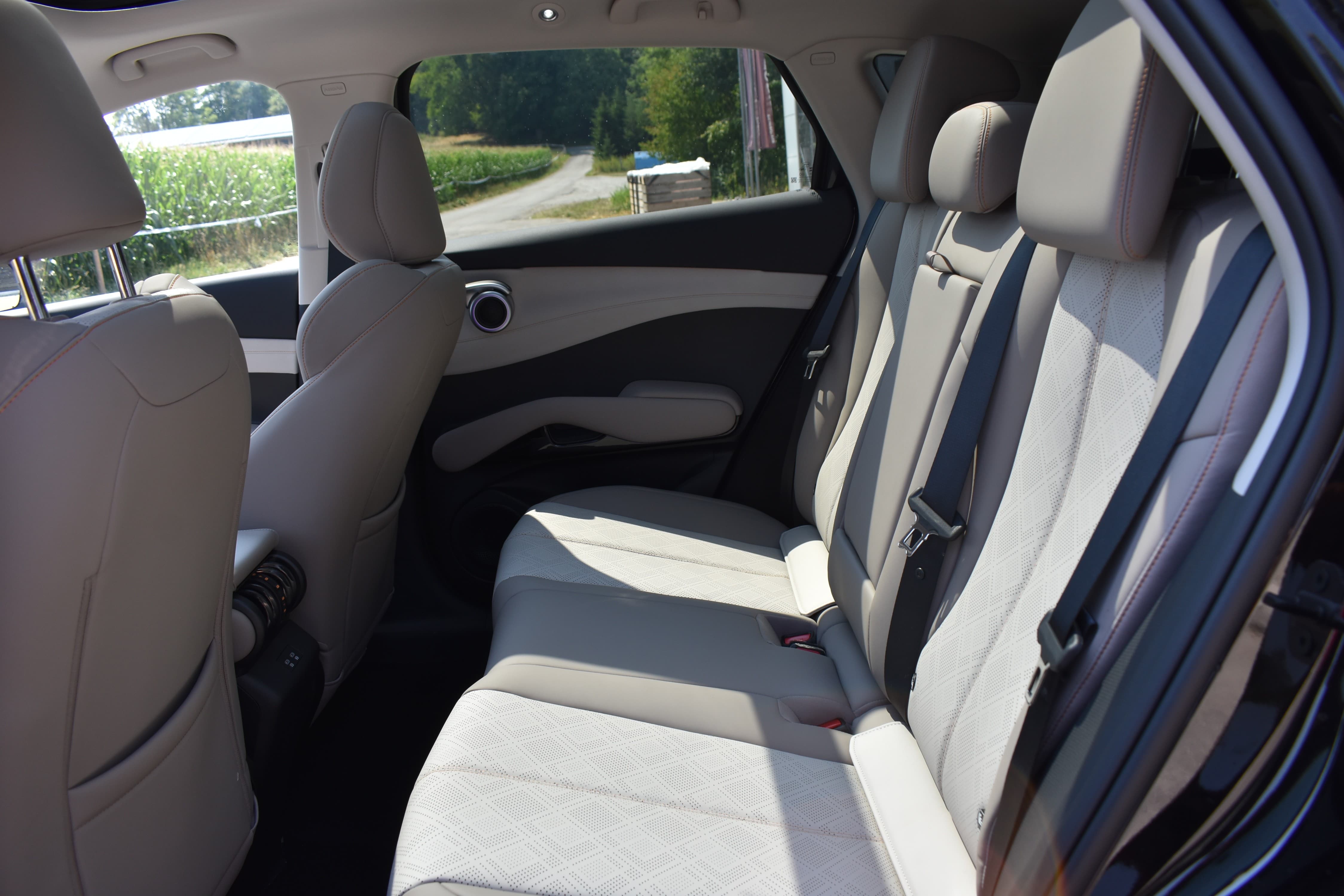 BYD Atto 3 EVO 74.8 kWh Excellence AWD - Bild 10