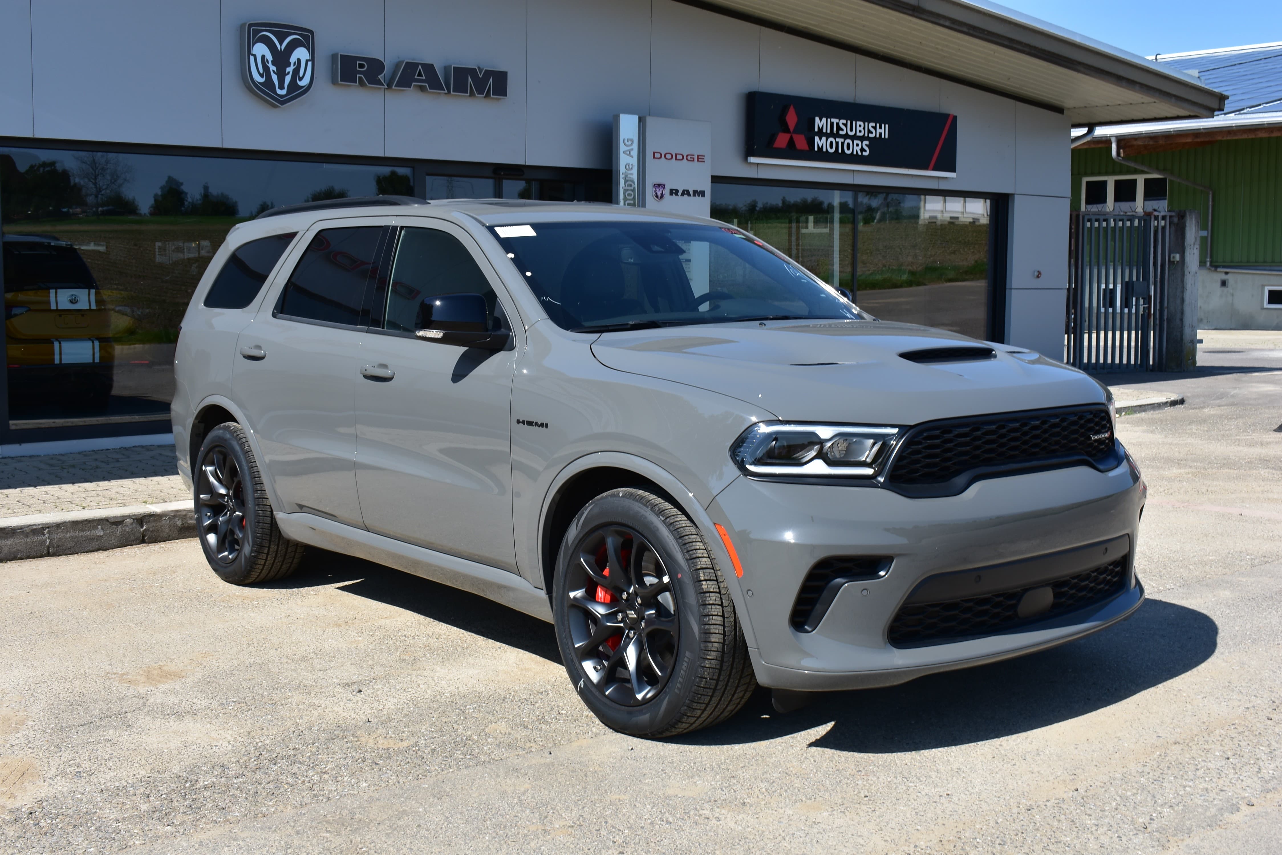 DODGE Durango R/T Premium Tow & Go - Bild 2