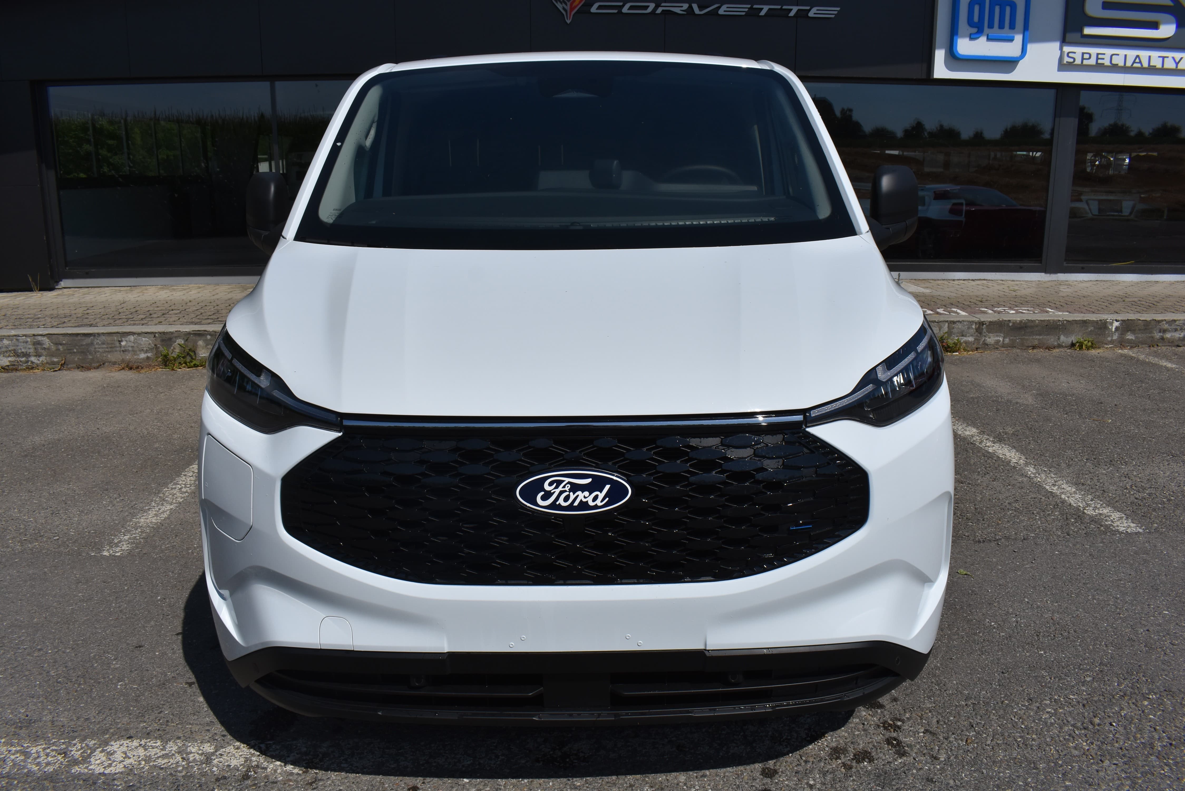 FORD E-Transit C Van 320 L1 Trend 83kWh - Bild 3