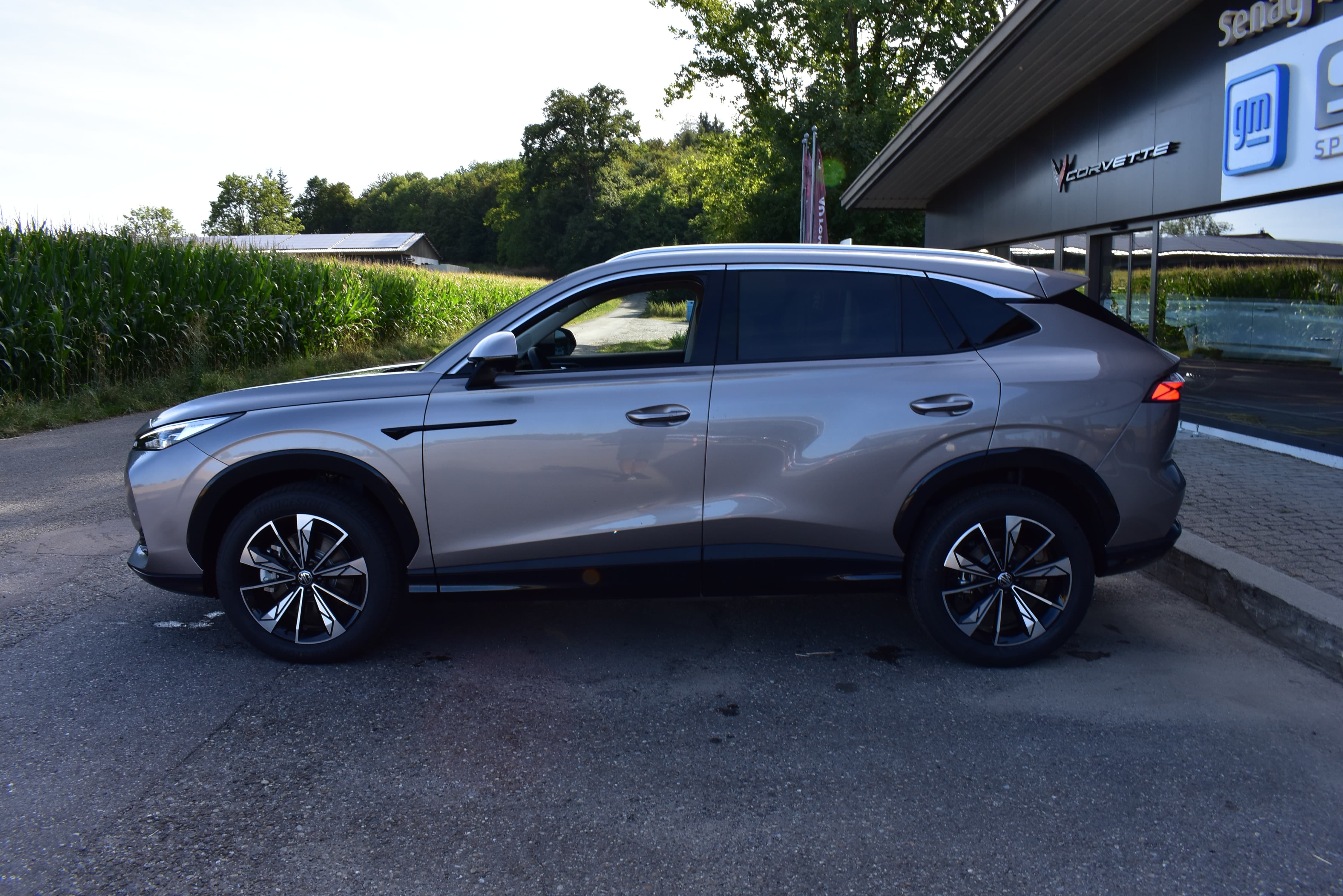 MG HS 1.5 Hybrid+ Luxury - Bild 4