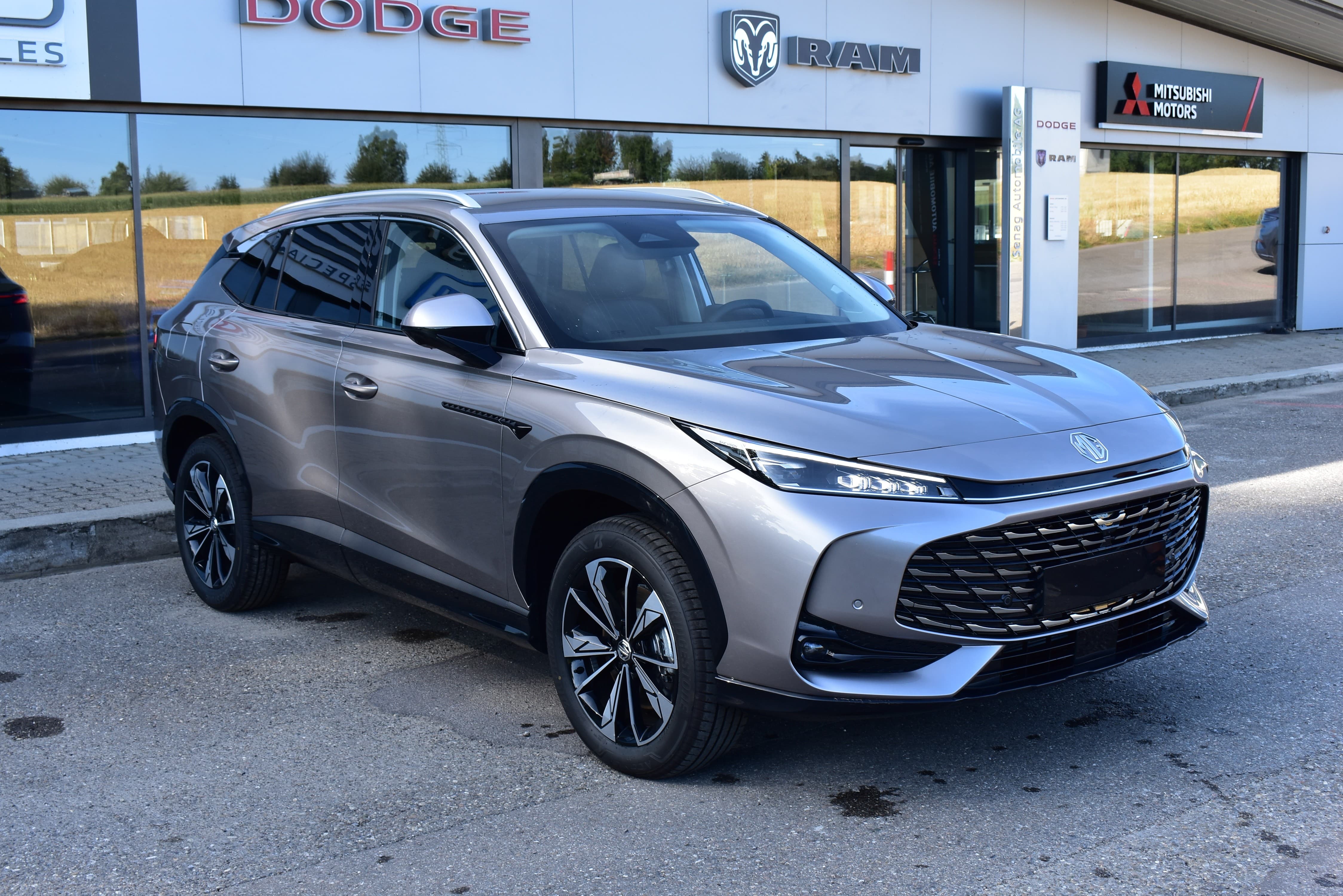 MG HS 1.5 Hybrid+ Luxury - Bild 2