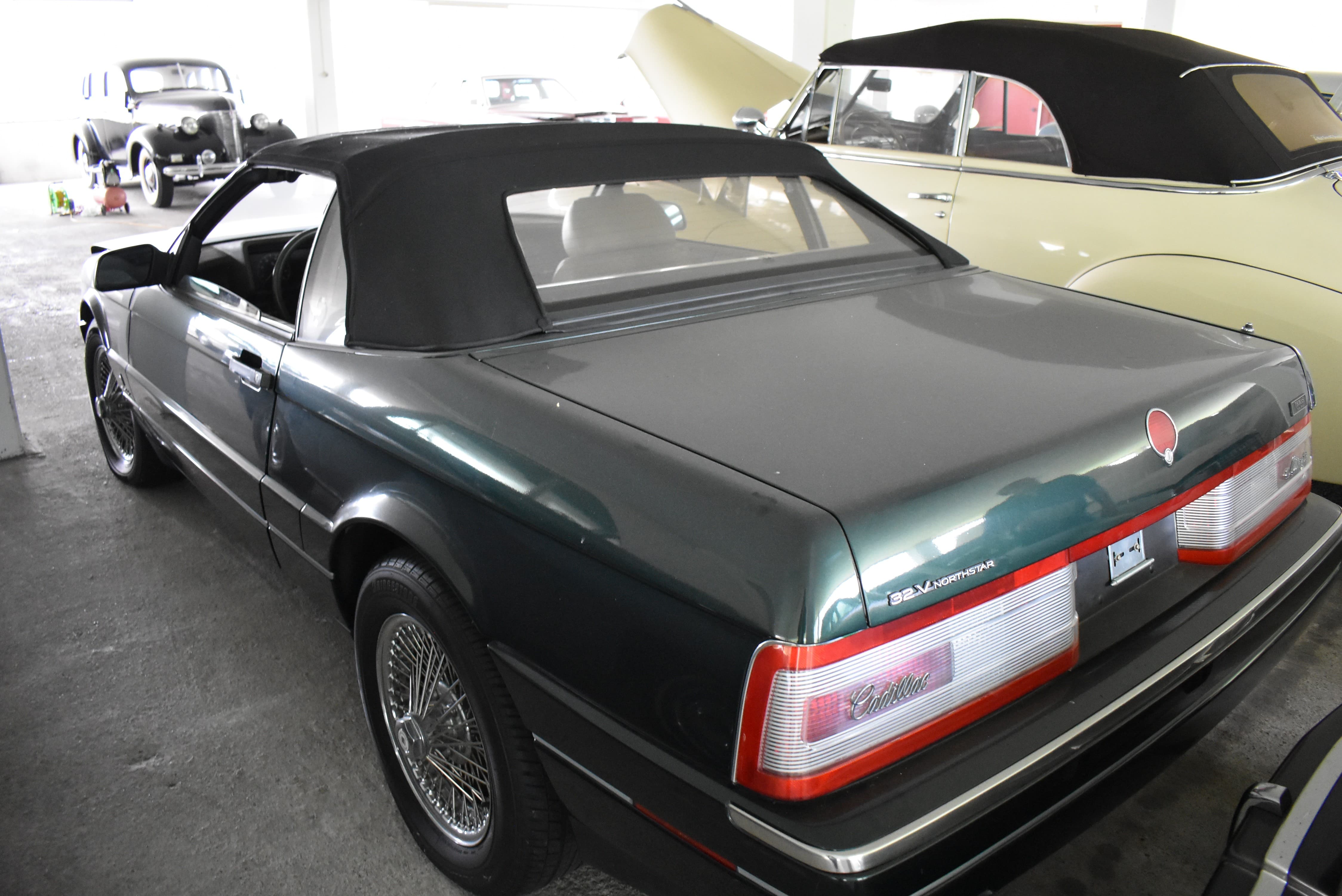CADILLAC ALLANTE - Bild 2