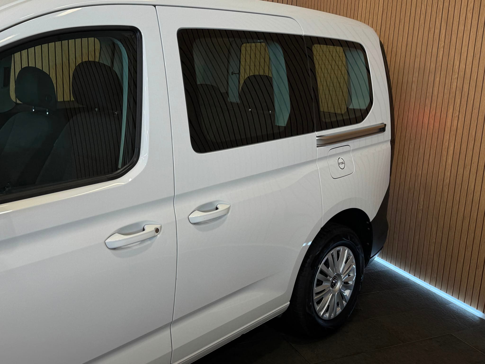 VW Caddy 2.0 TDI - Bild 3