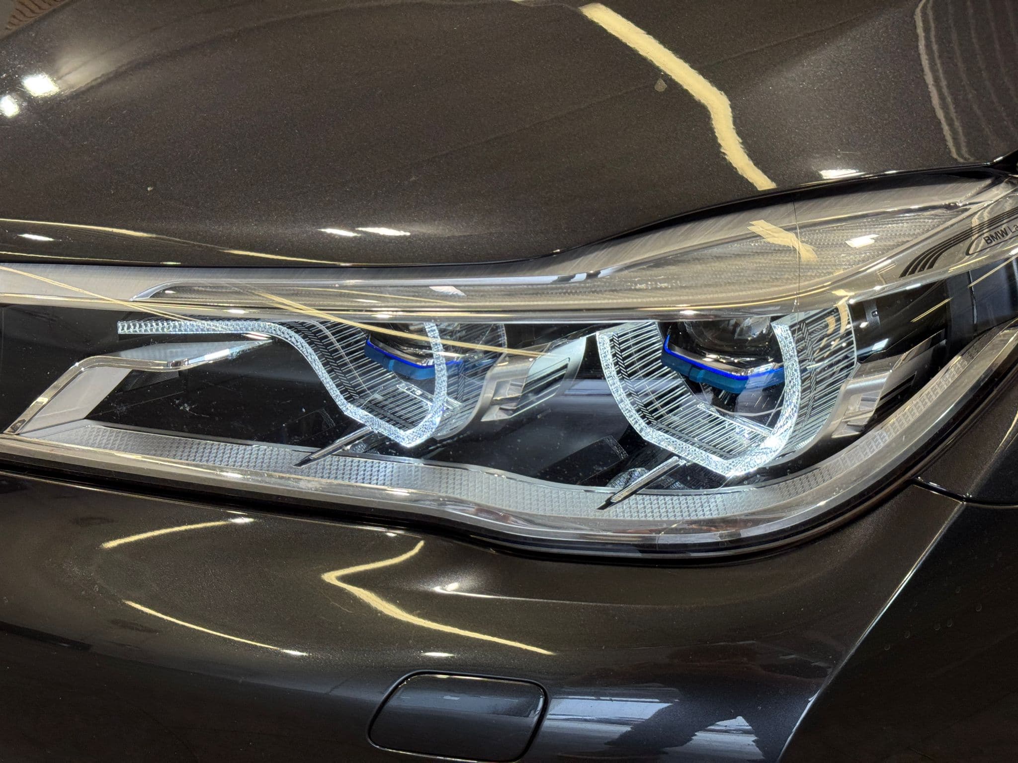 BMW 750i xDrive Steptronic M Sportpaket Individual - Bild 4
