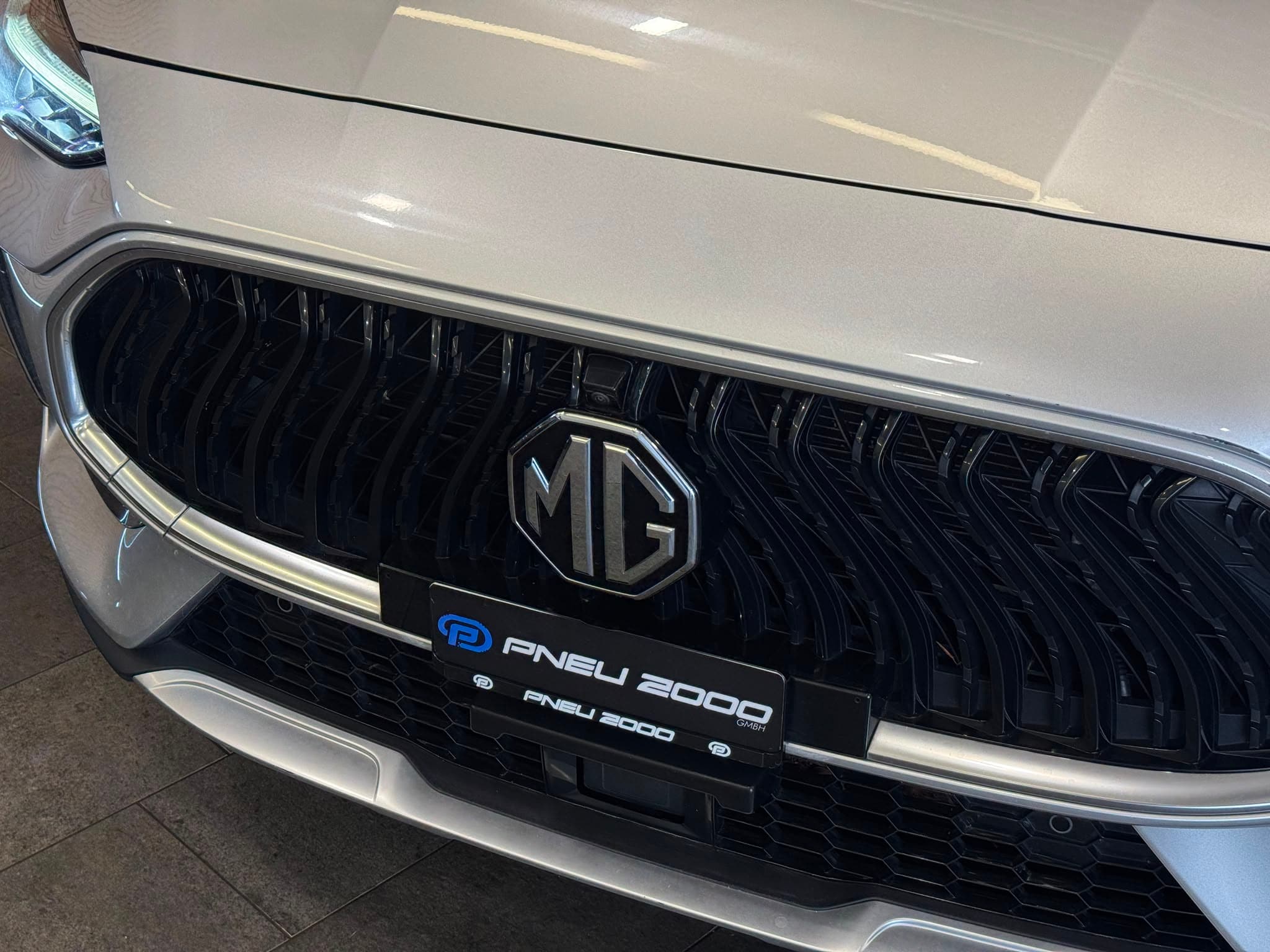 MG HS DTC Luxury - Bild 3