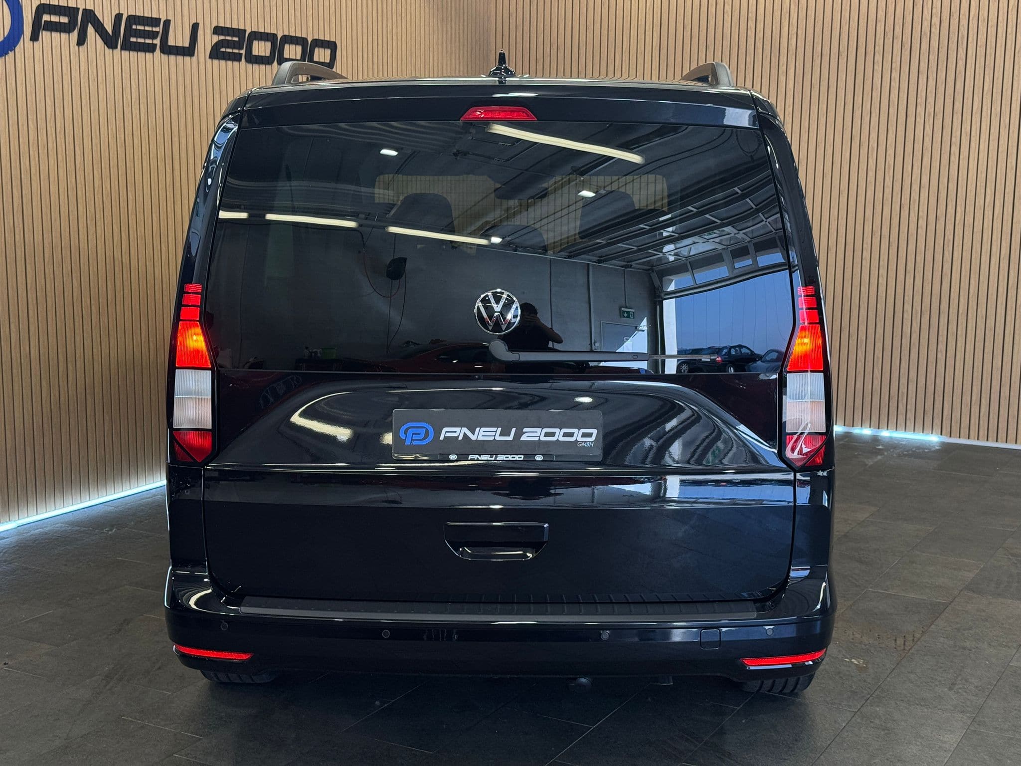 VW Caddy Maxi 2.0 TDI 4Motion Outdoor - Bild 6