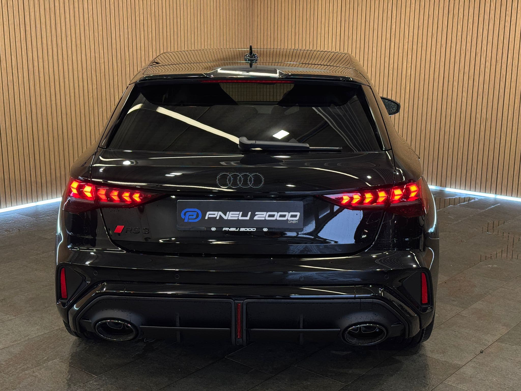 AUDI RS3 Sportback 2.5 TSI quattro S-tronic * 5Jahre/100'000km Garantie* - Bild 5