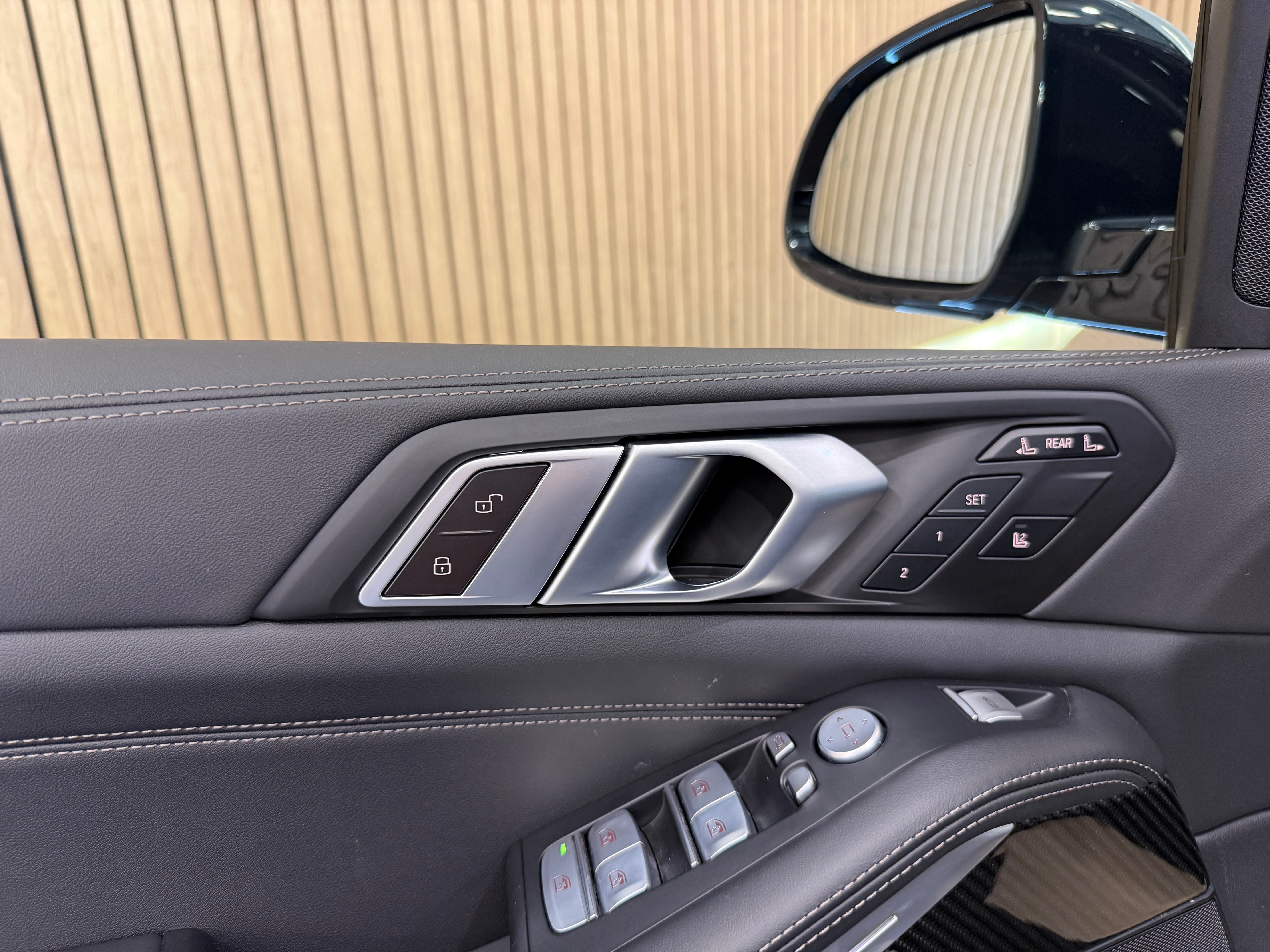 BMW X7 xDrive 48V 40d M Sport Pro Steptronic - Bild 9