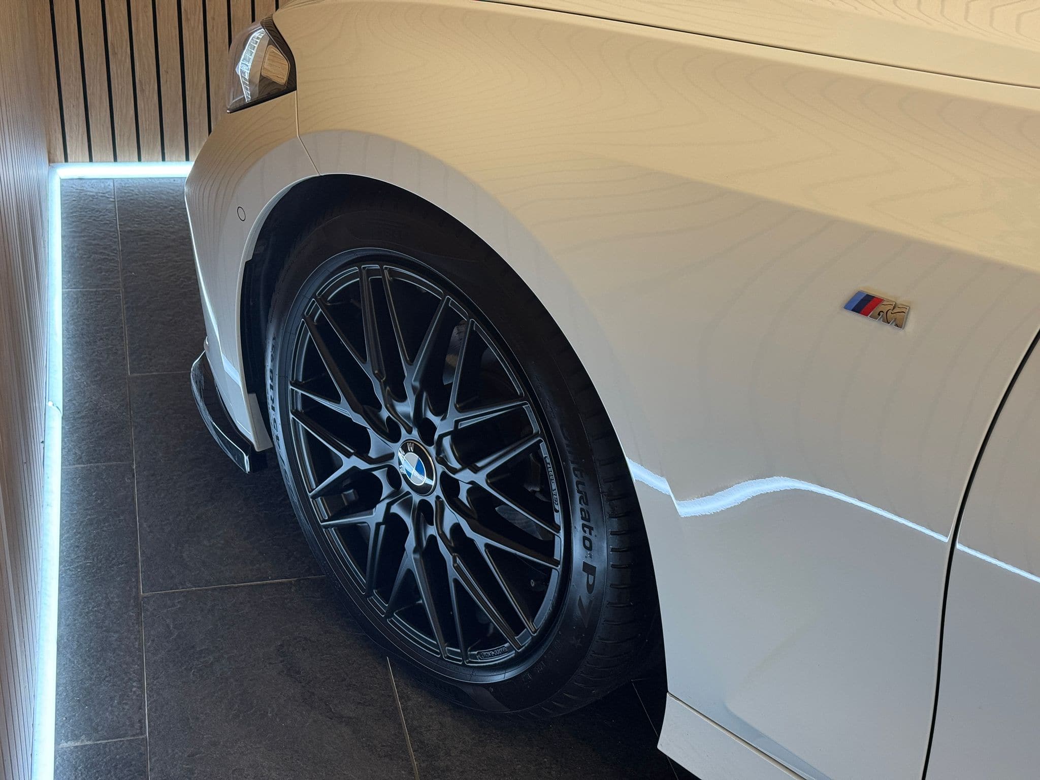 BMW 320d xDrive 48V Steptronic M Sport Facelift - Bild 12