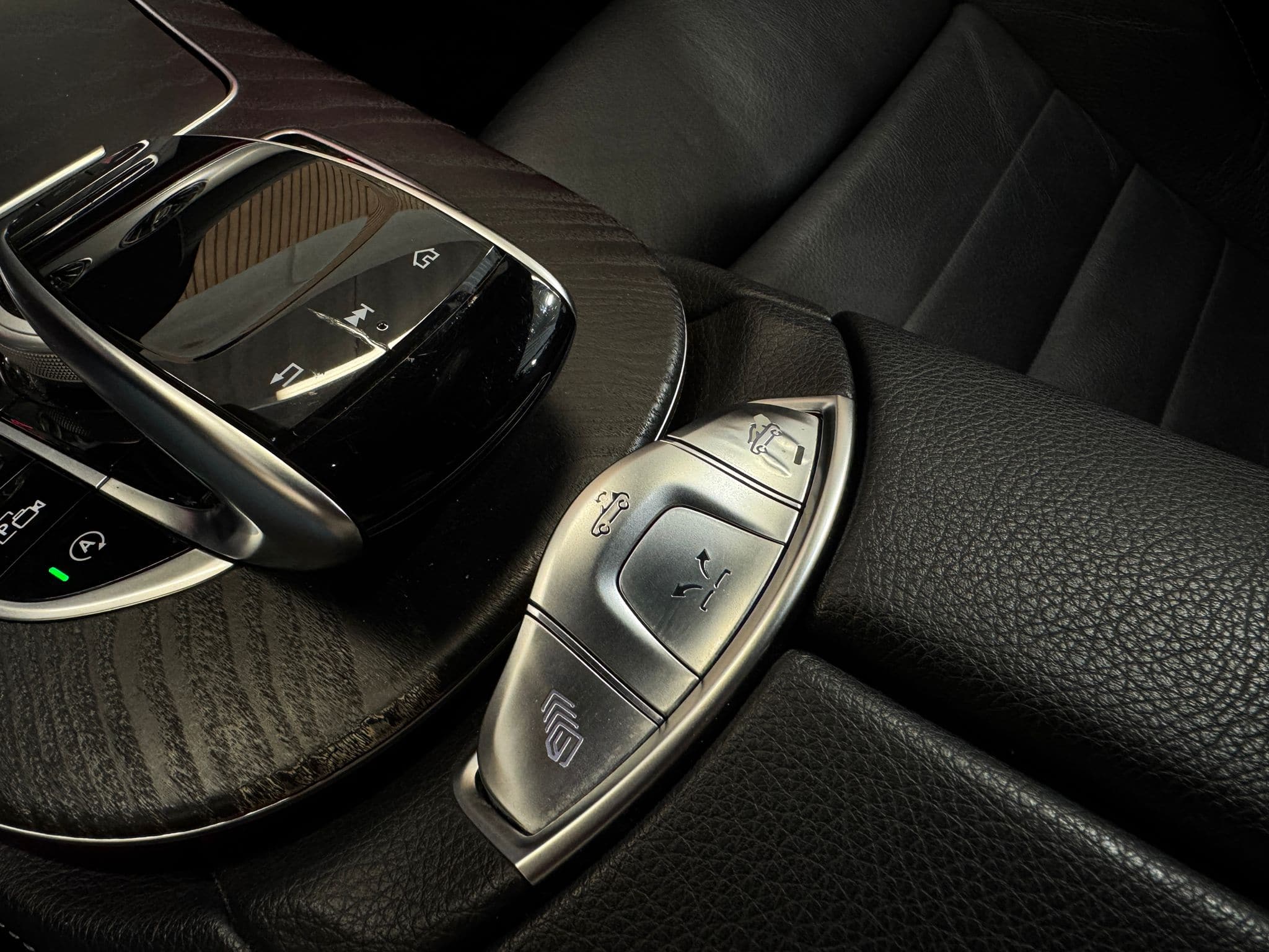 MERCEDES-BENZ E 220 d Cabriolet AMG Line 9G-Tronic - Bild 12