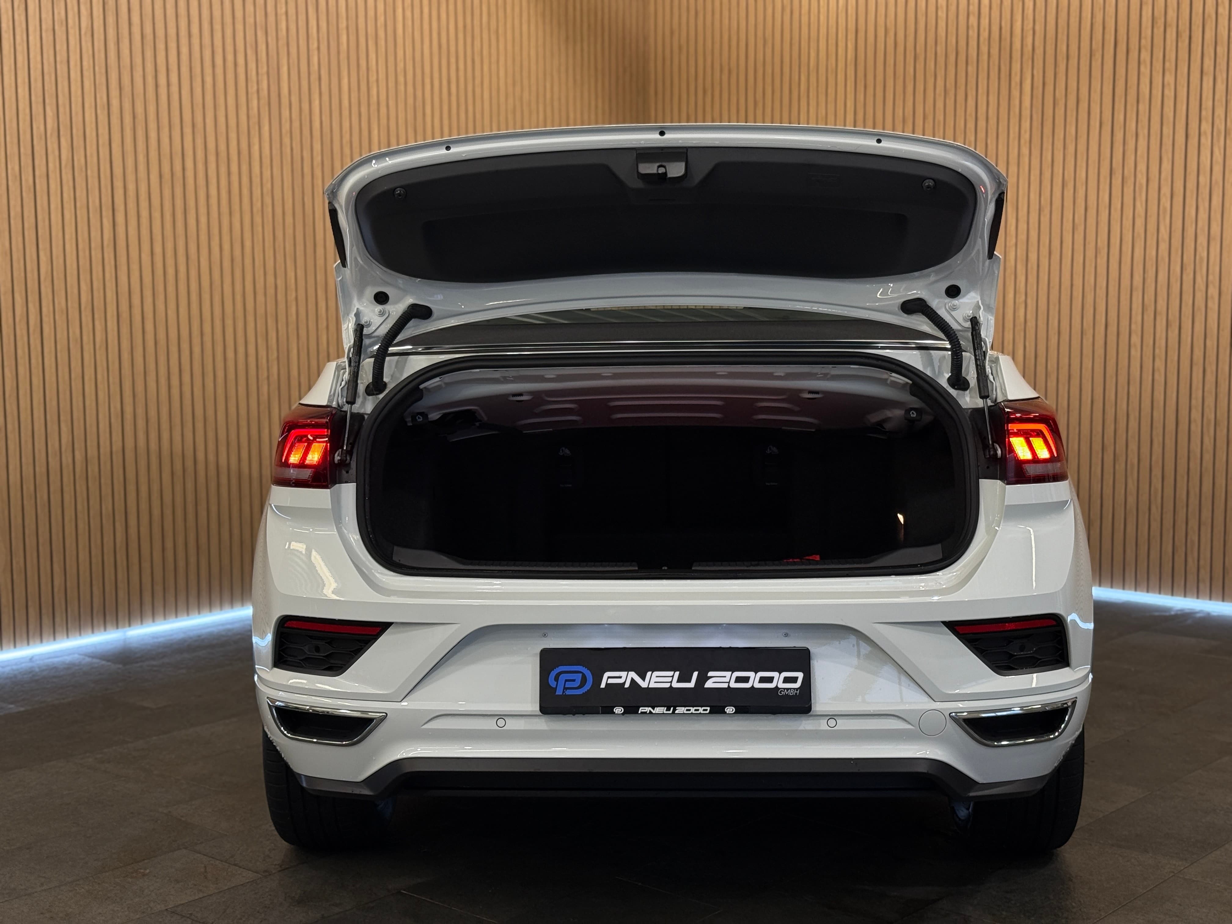 VW T-Roc Cabriolet 1.5 TSI EVO R-Line DSG - Bild 5